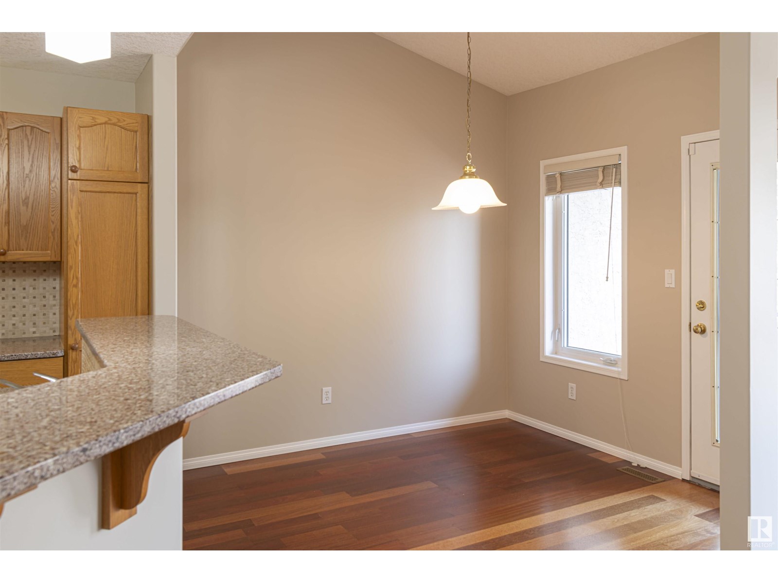 #6 1203 Carter Crest Rd Nw, Edmonton, Alberta  T6R 2R1 - Photo 11 - E4442049