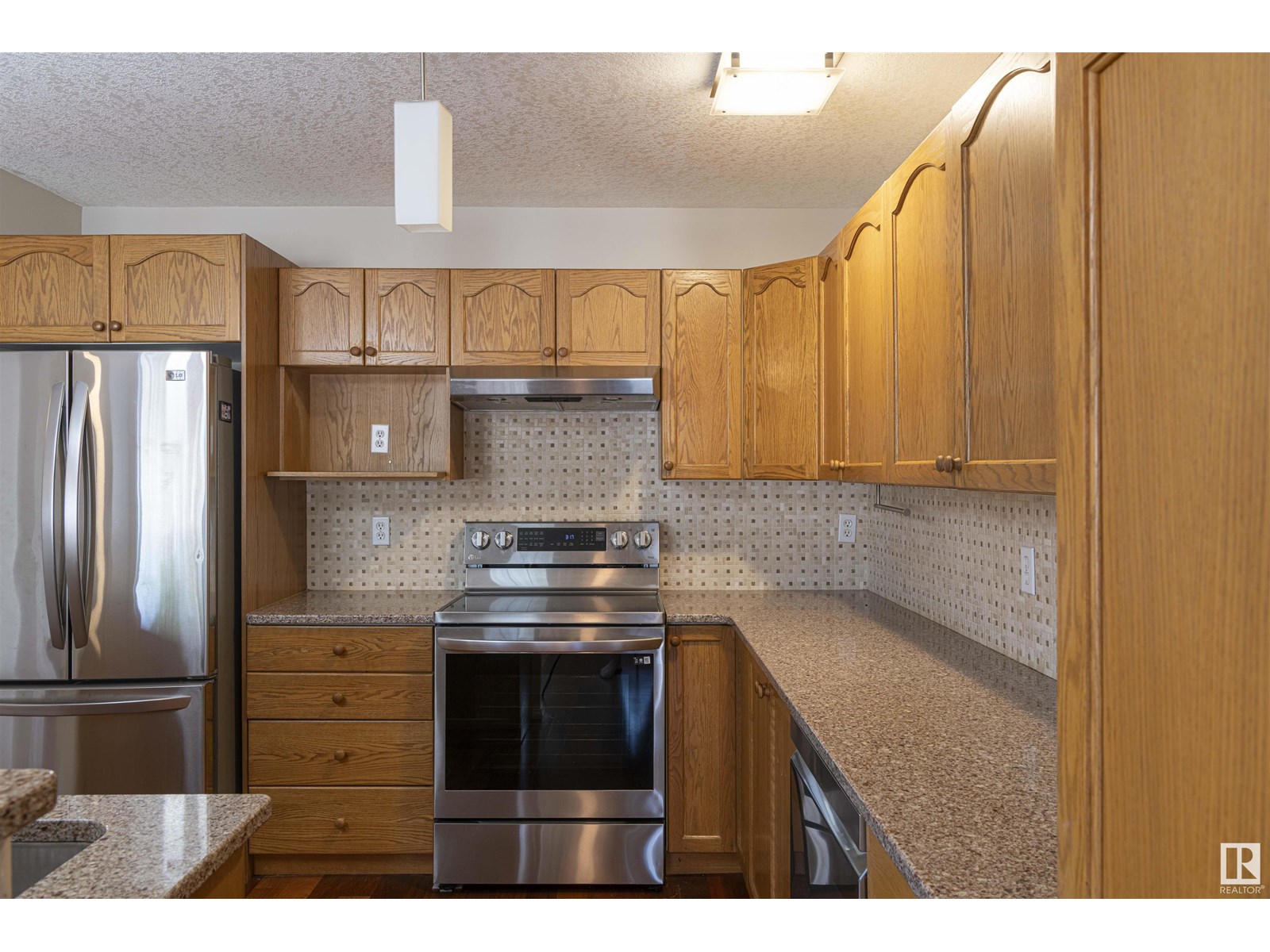 #6 1203 Carter Crest Rd Nw, Edmonton, Alberta  T6R 2R1 - Photo 3 - E4442049
