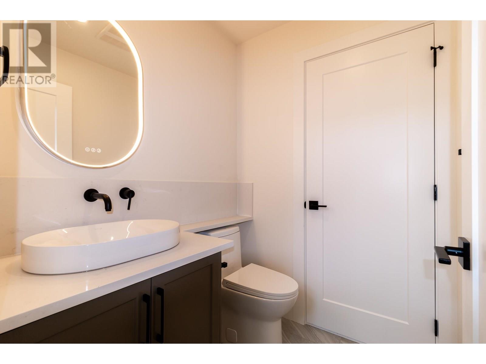 1108 Magee Street, Squamish, British Columbia  V8B 0E8 - Photo 13 - R3014929