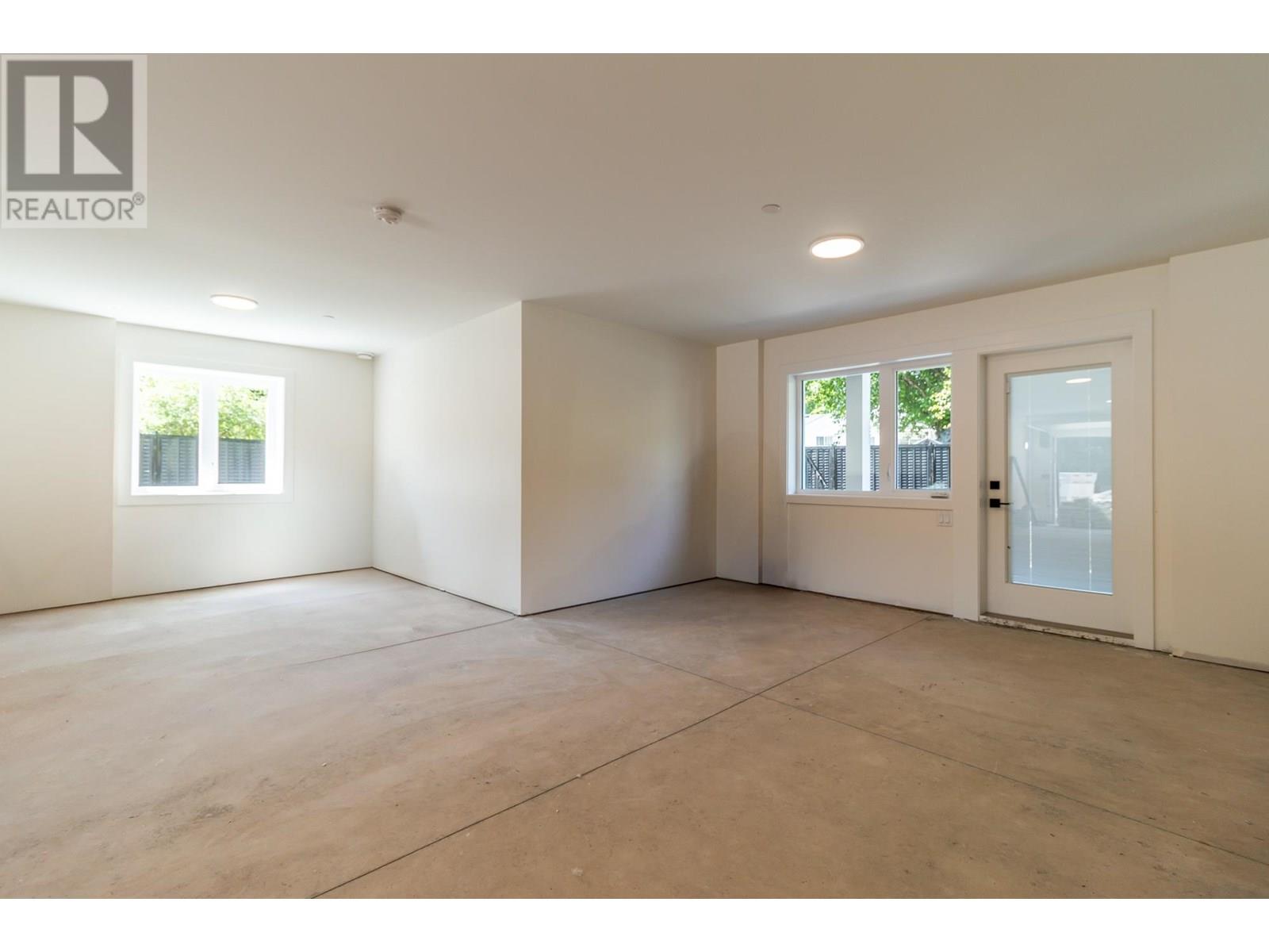1108 Magee Street, Squamish, British Columbia  V8B 0E8 - Photo 4 - R3014929