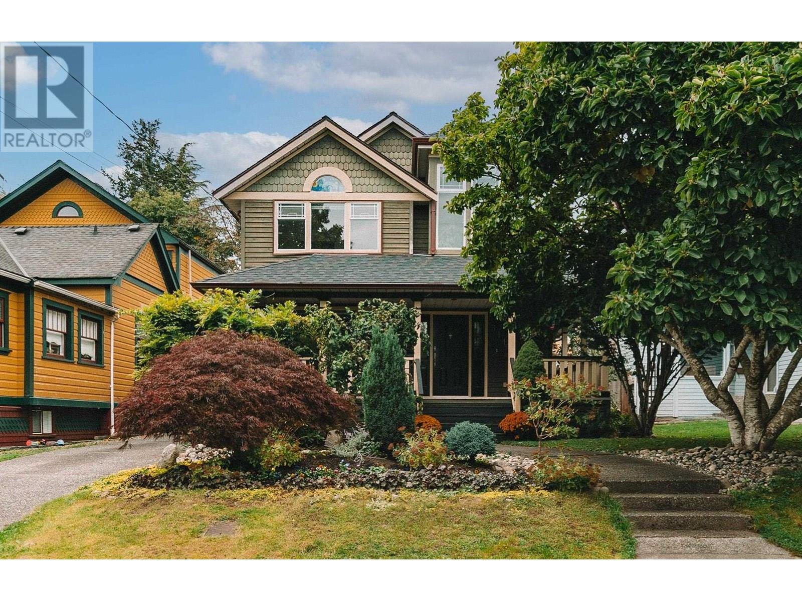 311 LIVERPOOL STREET, New Westminster, British Columbia