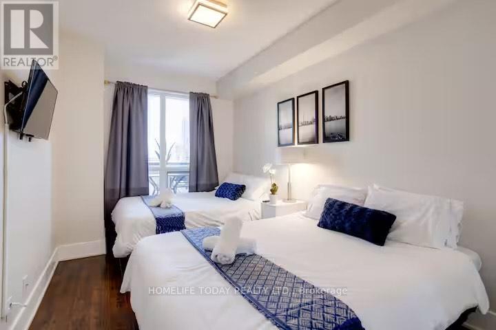 2106 - 300 Front Street W, Toronto, Ontario  M5V 0E9 - Photo 11 - C12216897