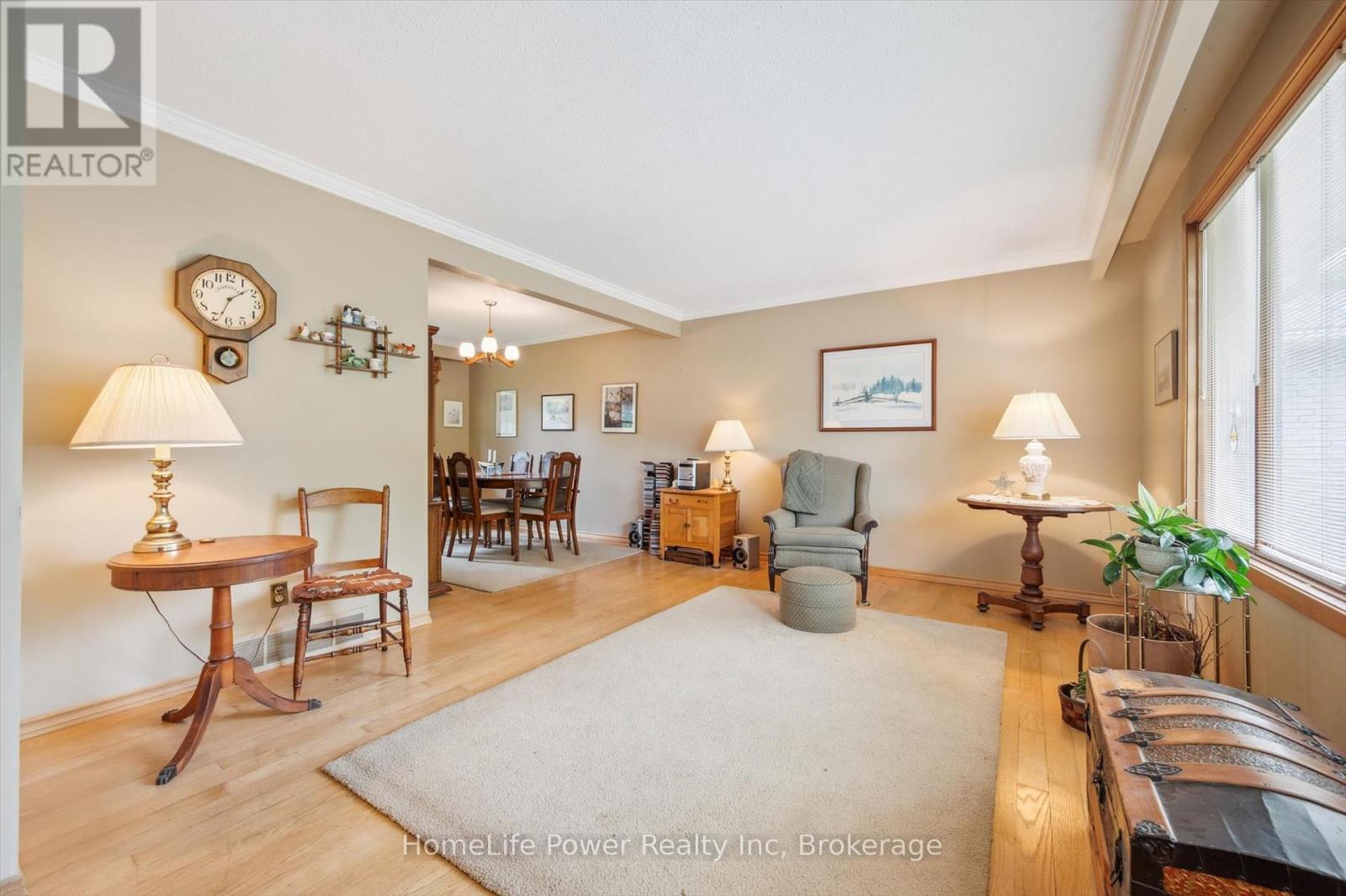 19 Bishop Court, Guelph, Ontario  N1G 2R8 - Photo 12 - X12217079