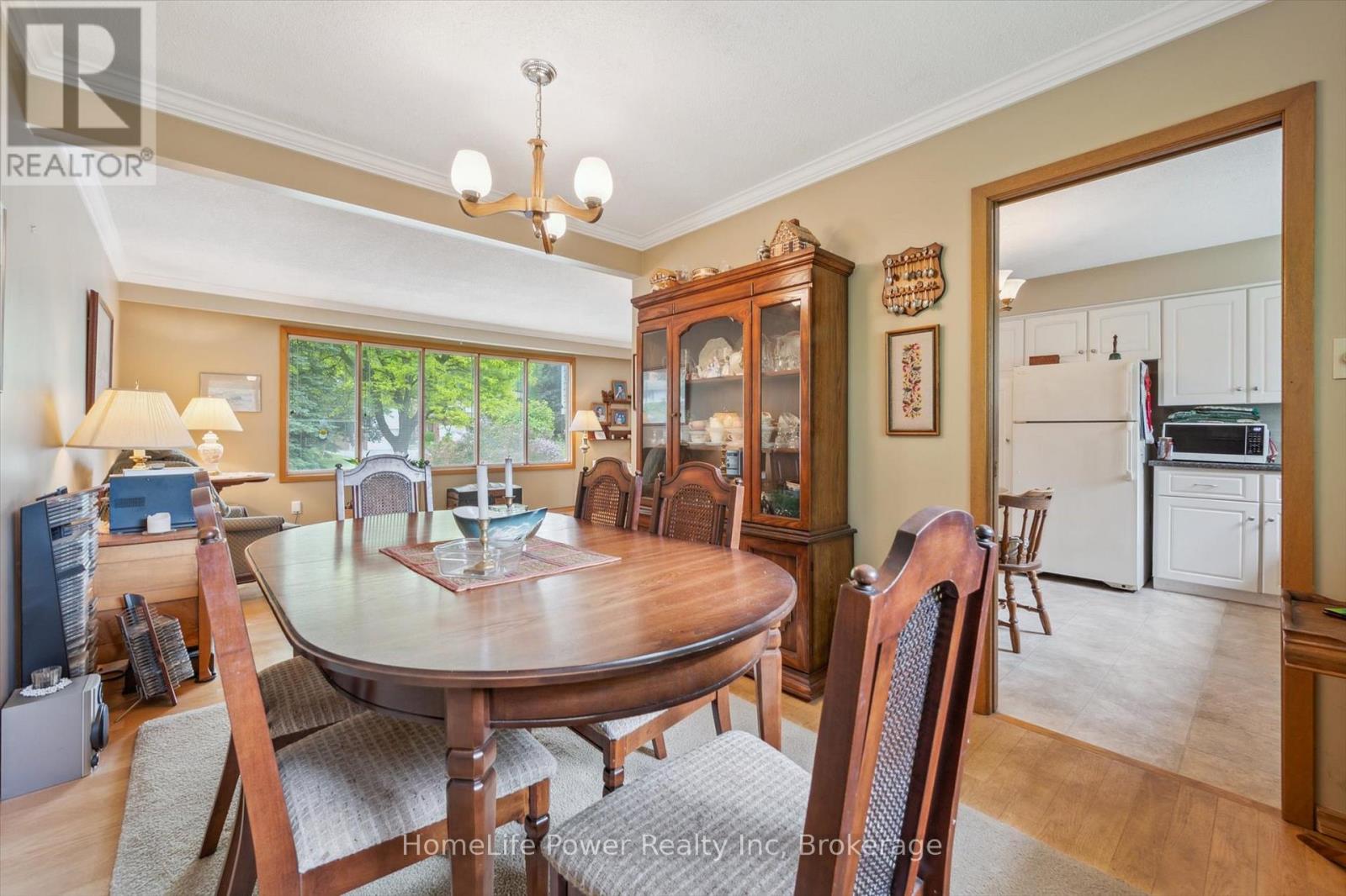 19 Bishop Court, Guelph, Ontario  N1G 2R8 - Photo 16 - X12217079