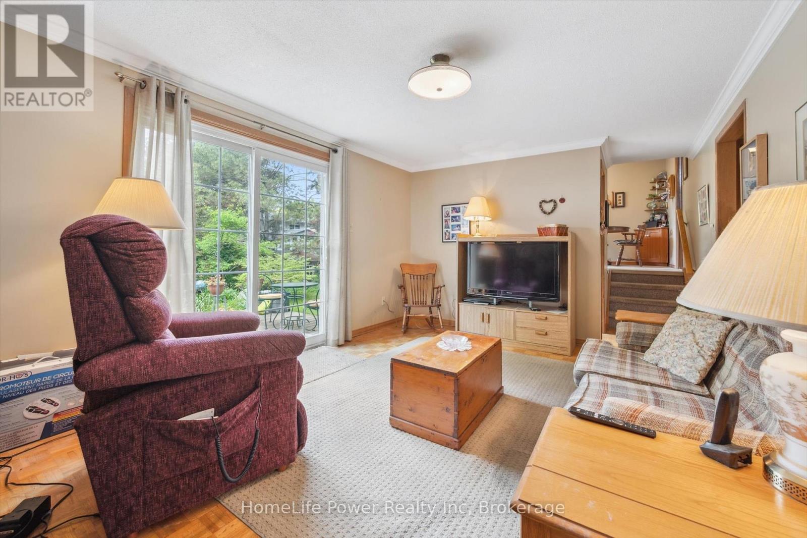 19 Bishop Court, Guelph, Ontario  N1G 2R8 - Photo 23 - X12217079