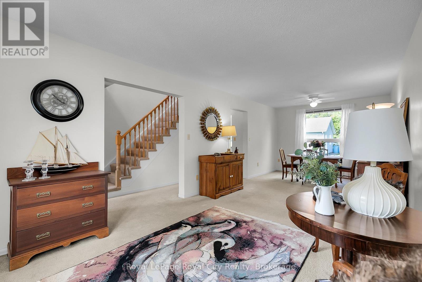 624 Holman Crescent, Centre Wellington, Ontario  N1M 3M1 - Photo 8 - X12217139