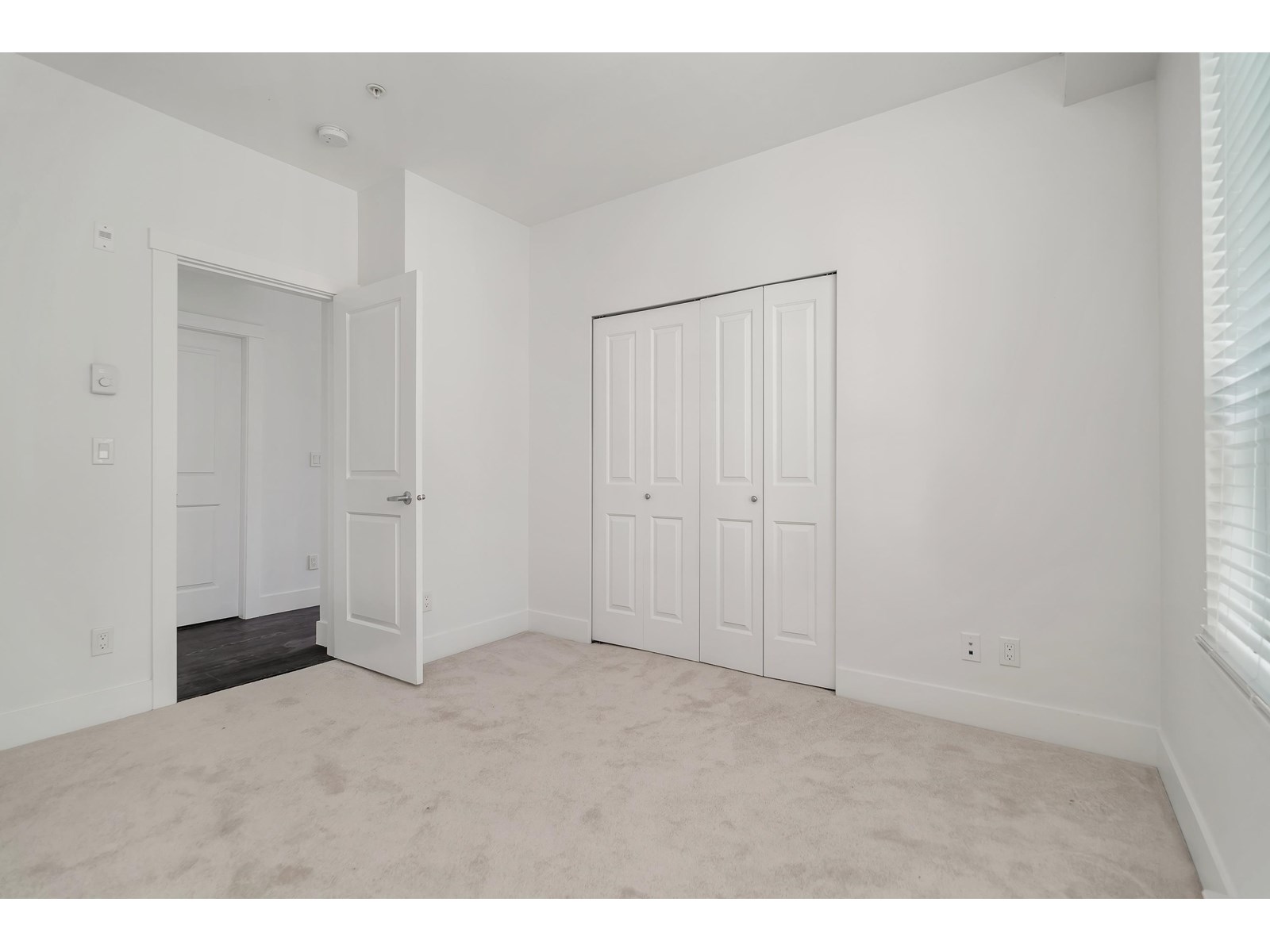 214 9983 E Barnston Drive, Surrey, British Columbia  V4N 6T3 - Photo 10 - R3013092