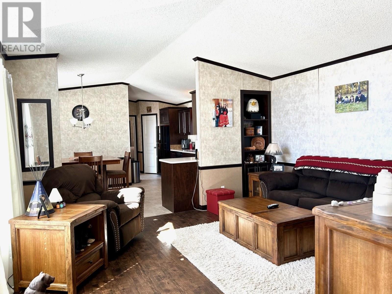 5227 42 Street, Fort Nelson, British Columbia  V0C 1R0 - Photo 7 - R3014965