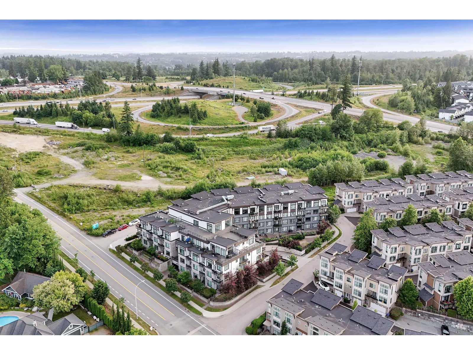 214 9983 E Barnston Drive, Surrey, British Columbia  V4N 6T3 - Photo 19 - R3013092