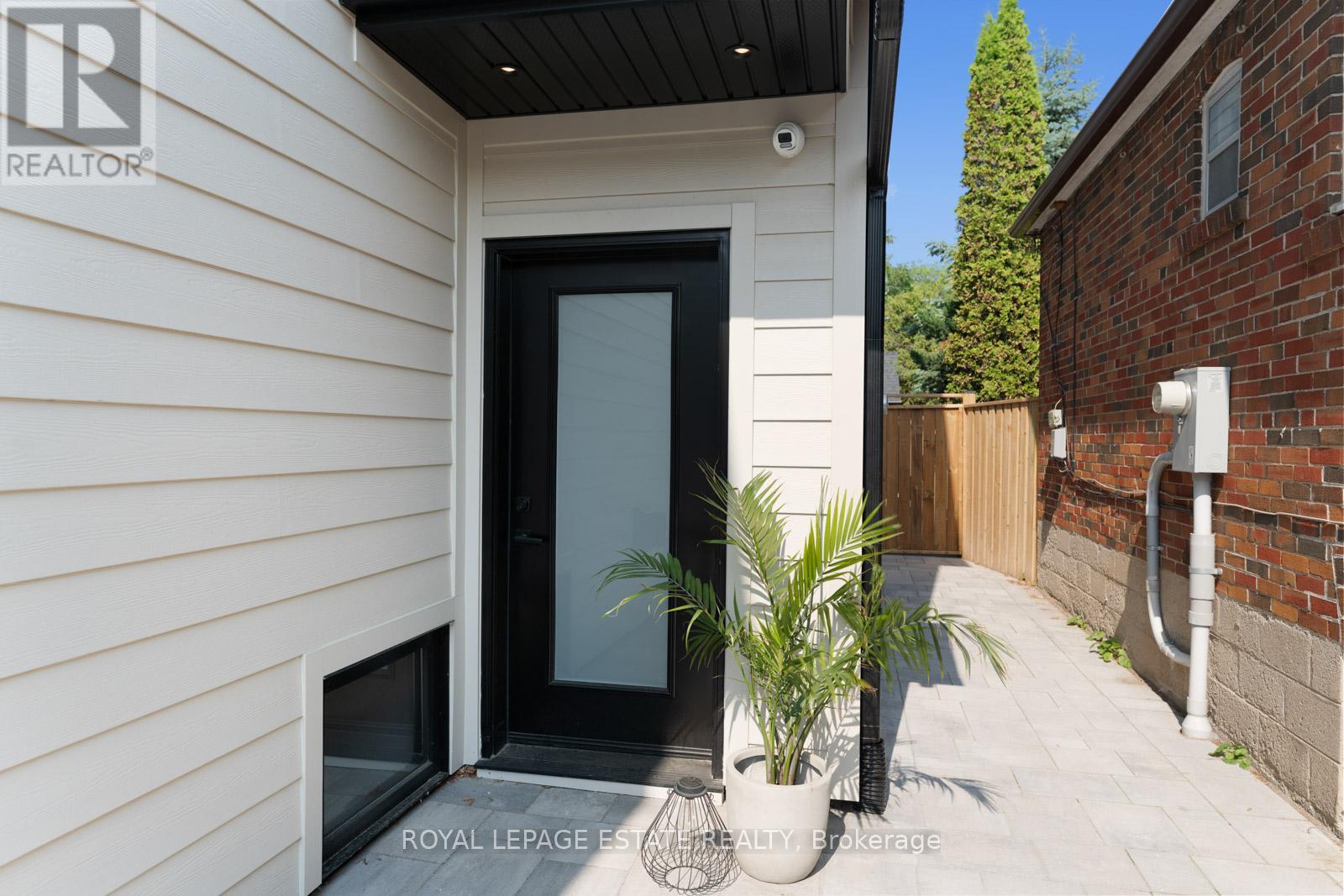 11 Hunt Club Drive, Toronto, Ontario  M1N 2W6 - Photo 3 - E12216893