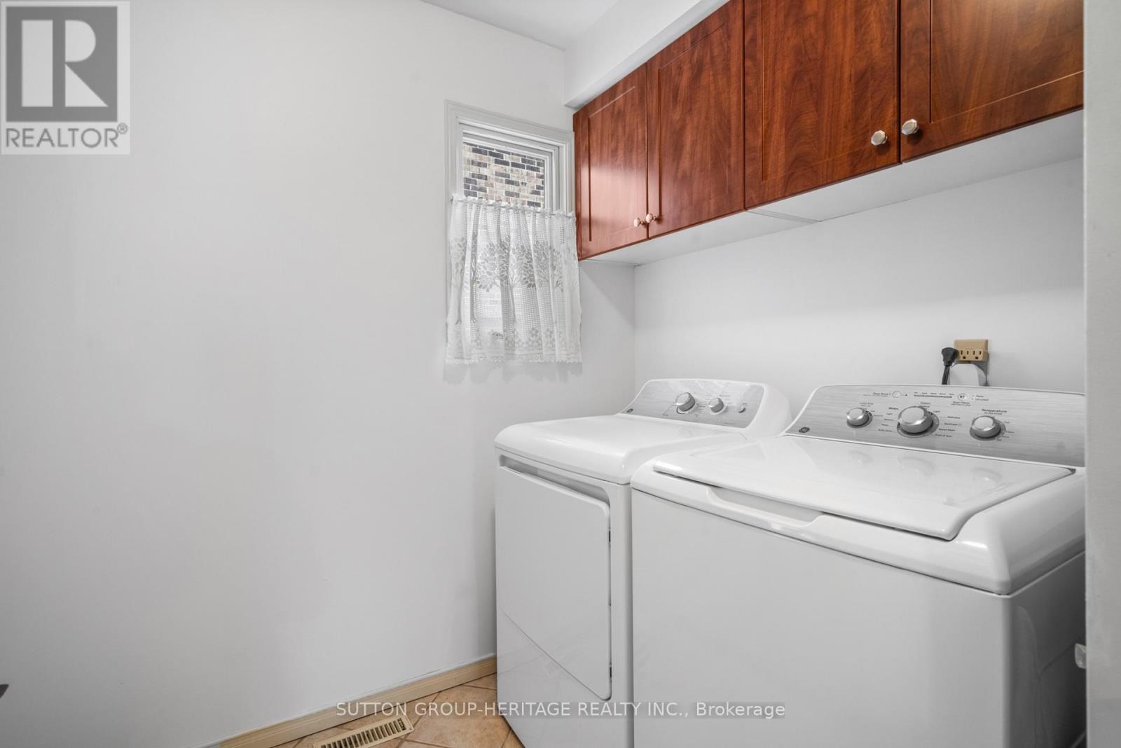 943 Gablehurst Crescent, Pickering, Ontario  L1V 5G6 - Photo 15 - E12216912