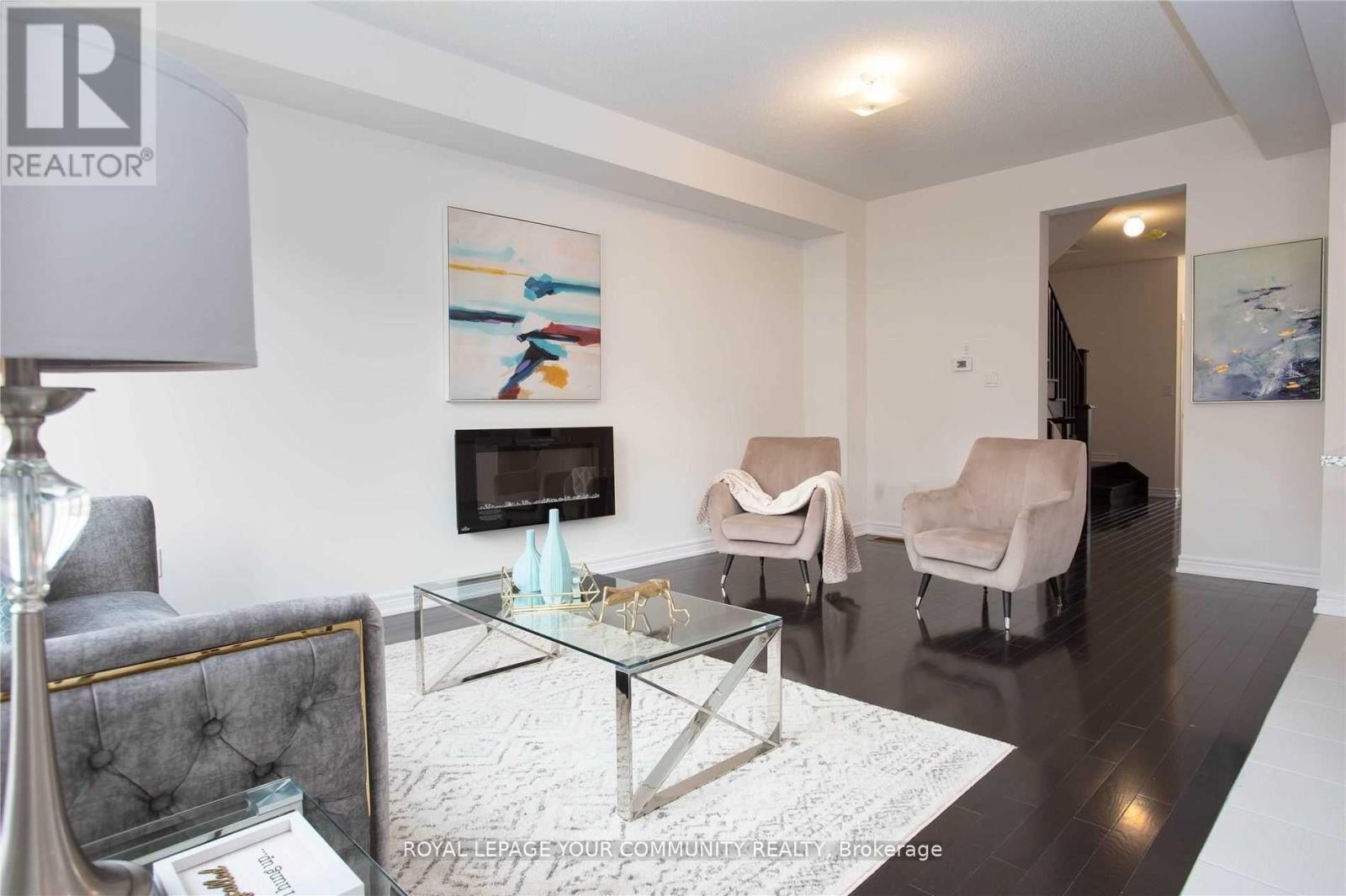 138 Christine Elliott Avenue, Whitby, Ontario  L1P 0R9 - Photo 5 - E12216943