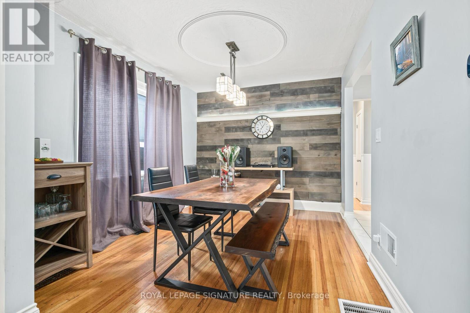 184 Mortimer Avenue, Toronto, Ontario  M4K 2A5 - Photo 7 - E12217005