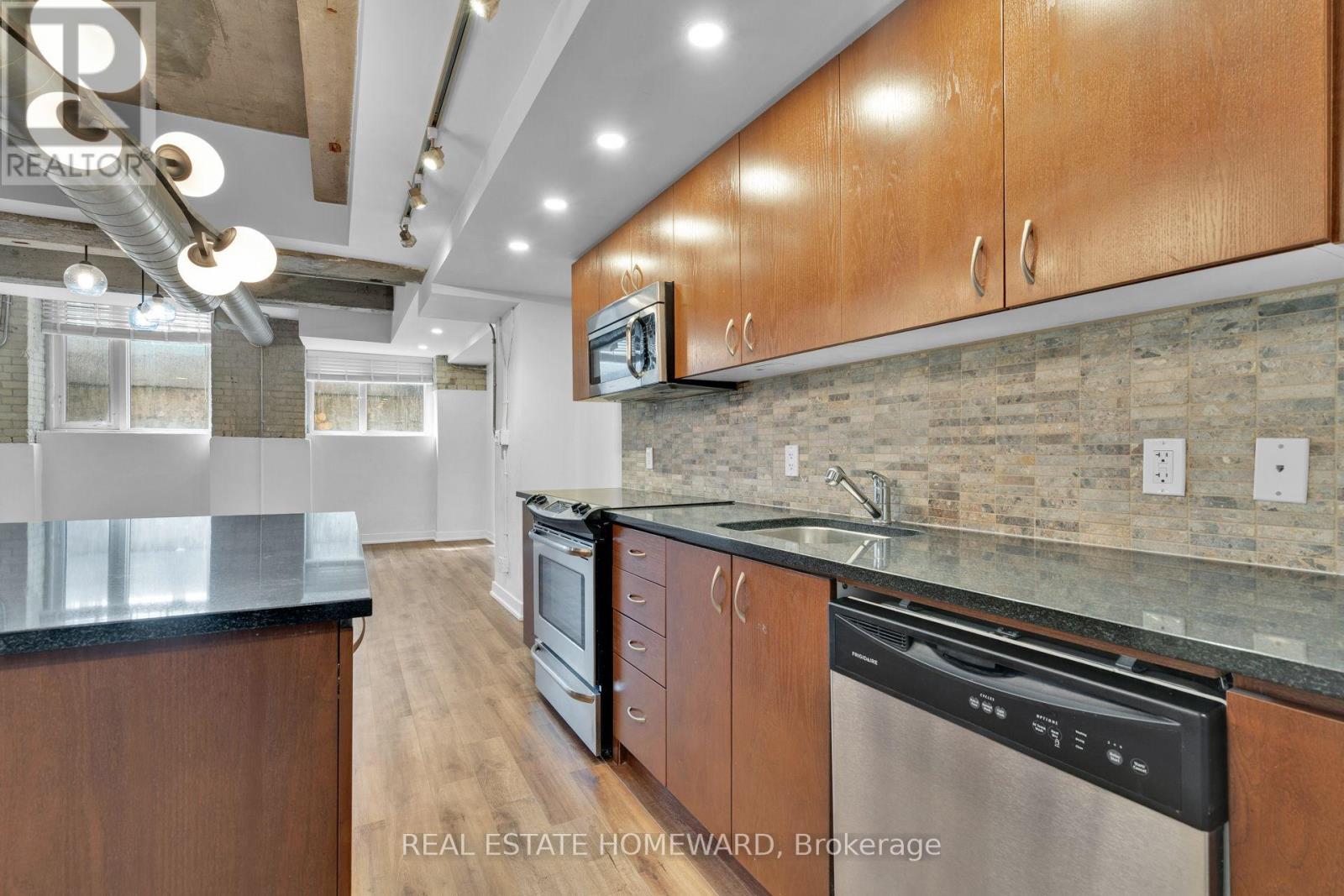 128 - 201 Carlaw Avenue, Toronto, Ontario  M4M 2S3 - Photo 13 - E12217012