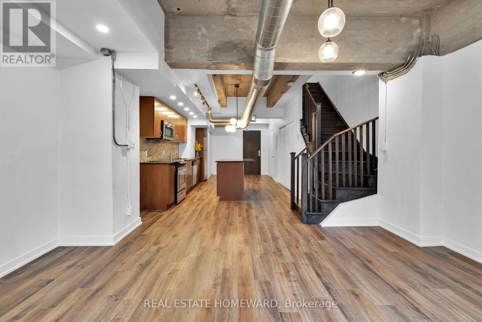 128 - 201 Carlaw Avenue, Toronto, Ontario  M4M 2S3 - Photo 8 - E12217012