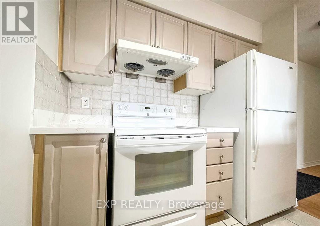 742 - 18 Mondeo Drive, Toronto, Ontario  M1P 5C8 - Photo 13 - E12217032