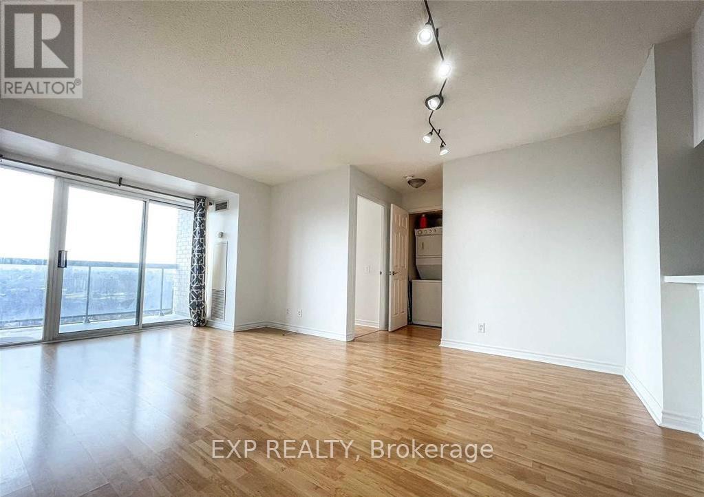 742 - 18 Mondeo Drive, Toronto, Ontario  M1P 5C8 - Photo 3 - E12217032