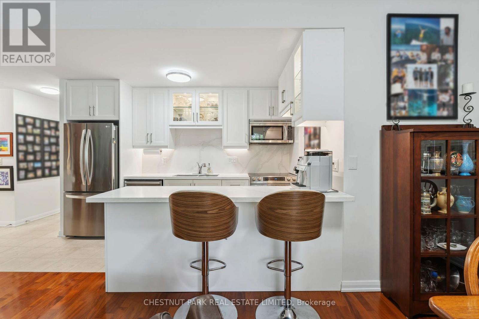 201 - 11 Soho Street, Toronto (Kensington-Chinatown), Ontario  M5T 3L7 - Photo 11 - C12215203