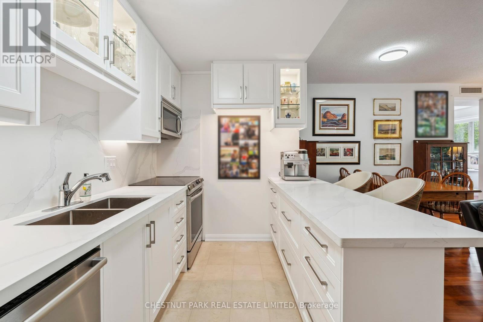 201 - 11 Soho Street, Toronto (Kensington-Chinatown), Ontario  M5T 3L7 - Photo 10 - C12215203