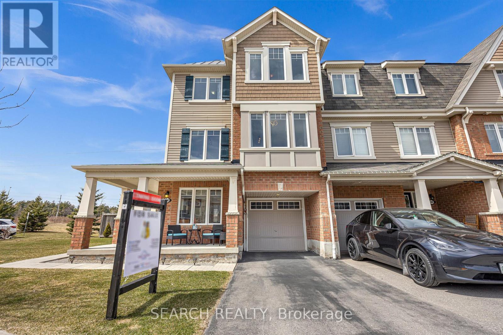 2400 BRONZEDALE STREET, Pickering, Ontario
