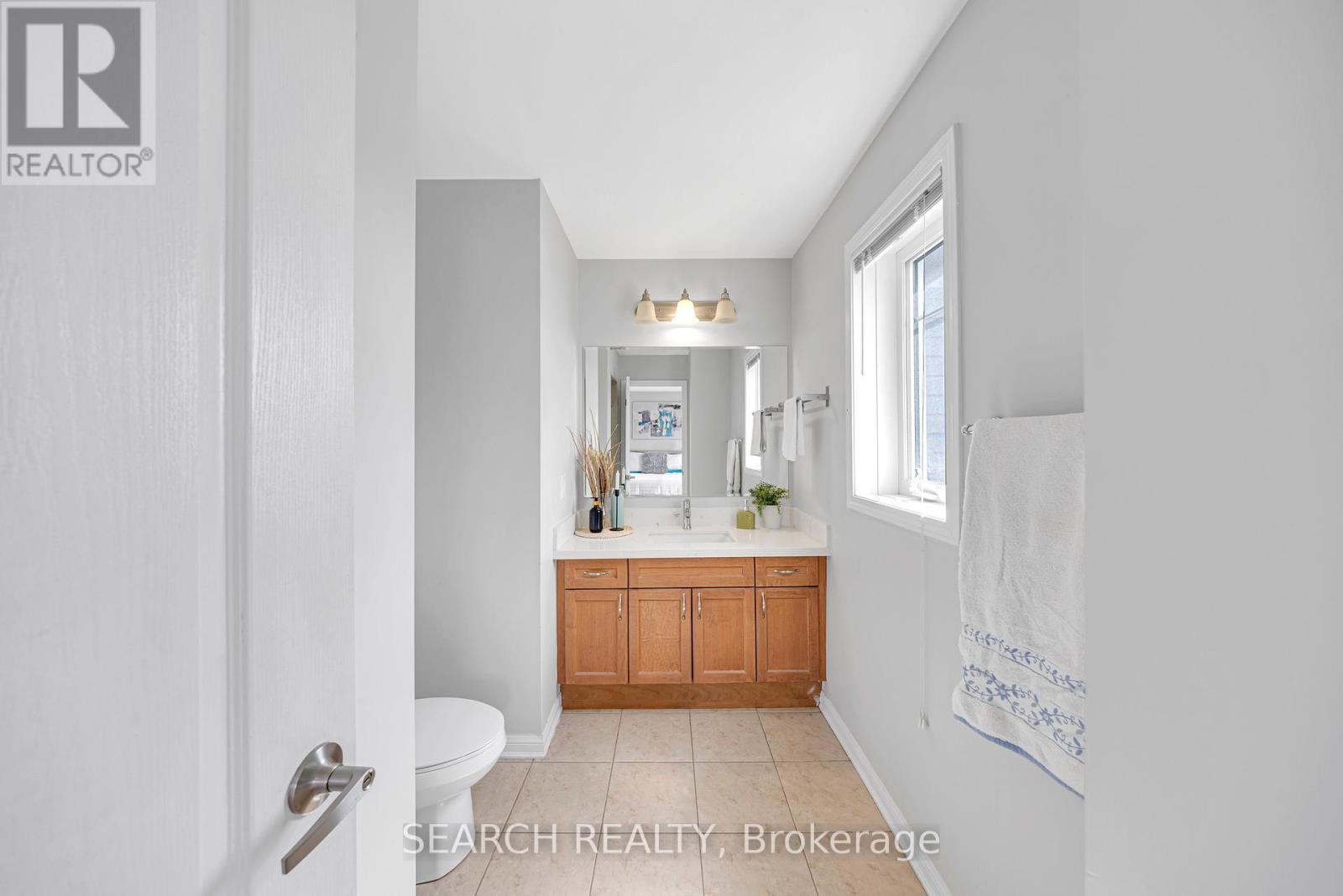 2400 Bronzedale Street, Pickering, Ontario  L1X 0C3 - Photo 27 - E12217066