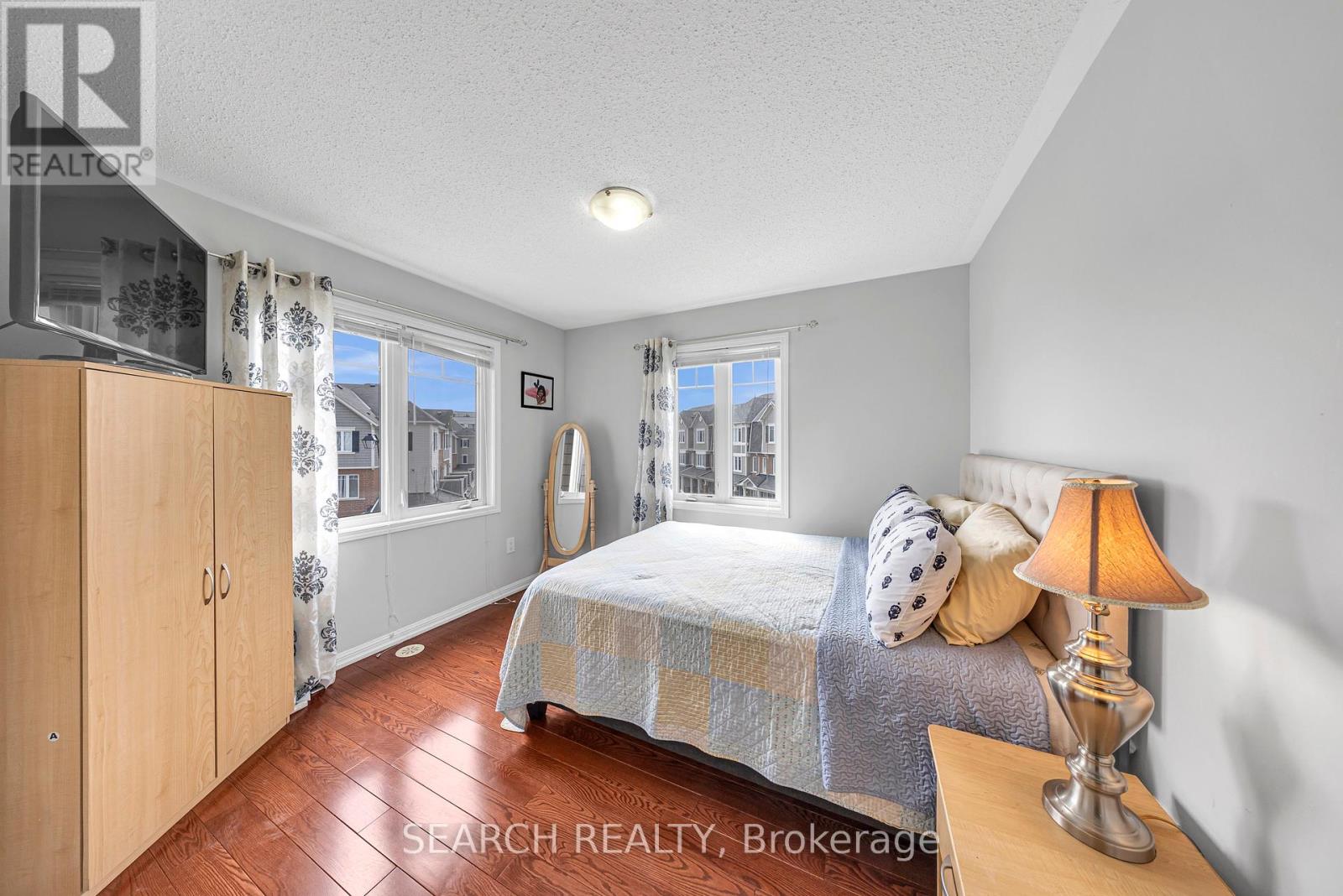 2400 Bronzedale Street, Pickering, Ontario  L1X 0C3 - Photo 30 - E12217066