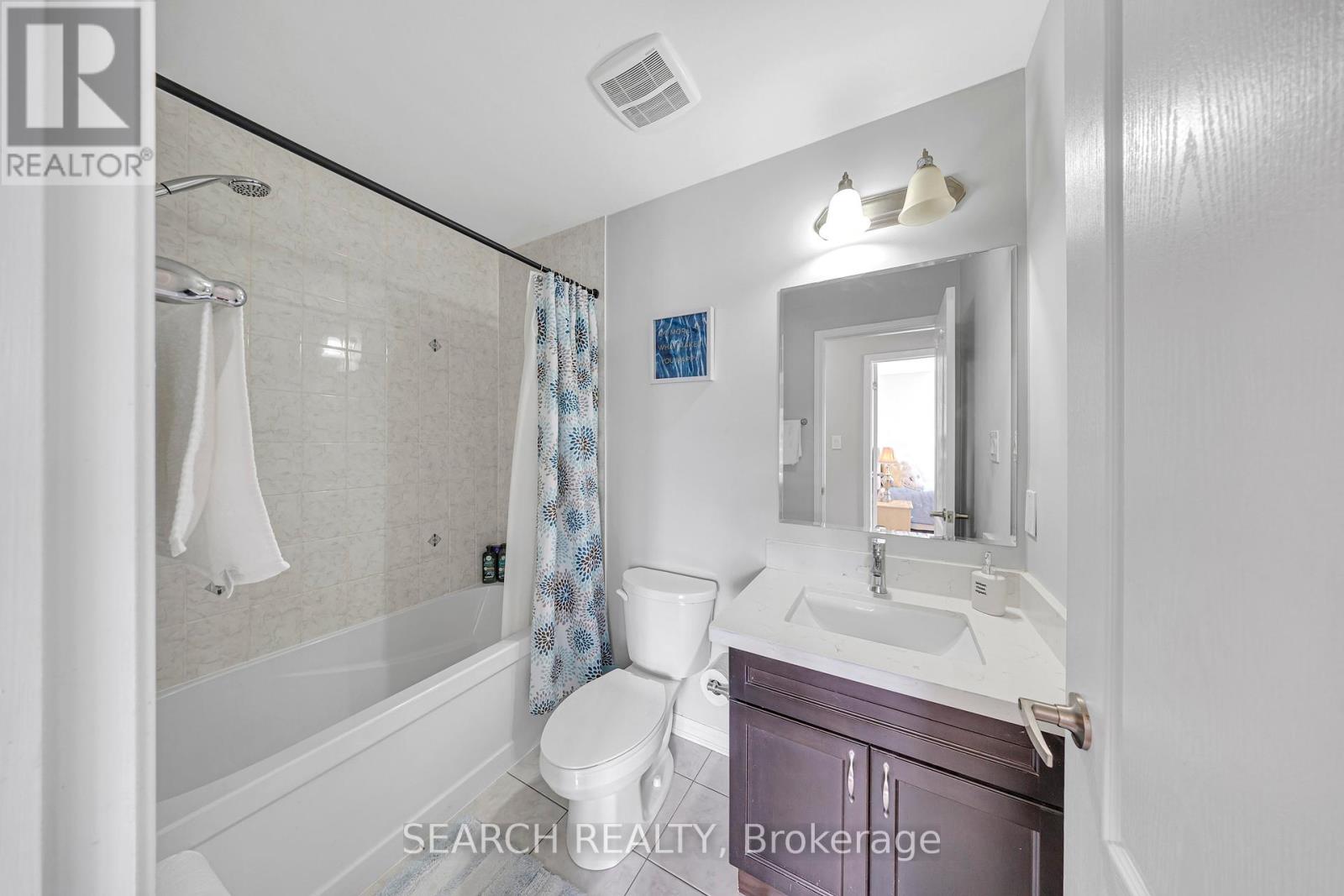 2400 Bronzedale Street, Pickering, Ontario  L1X 0C3 - Photo 33 - E12217066