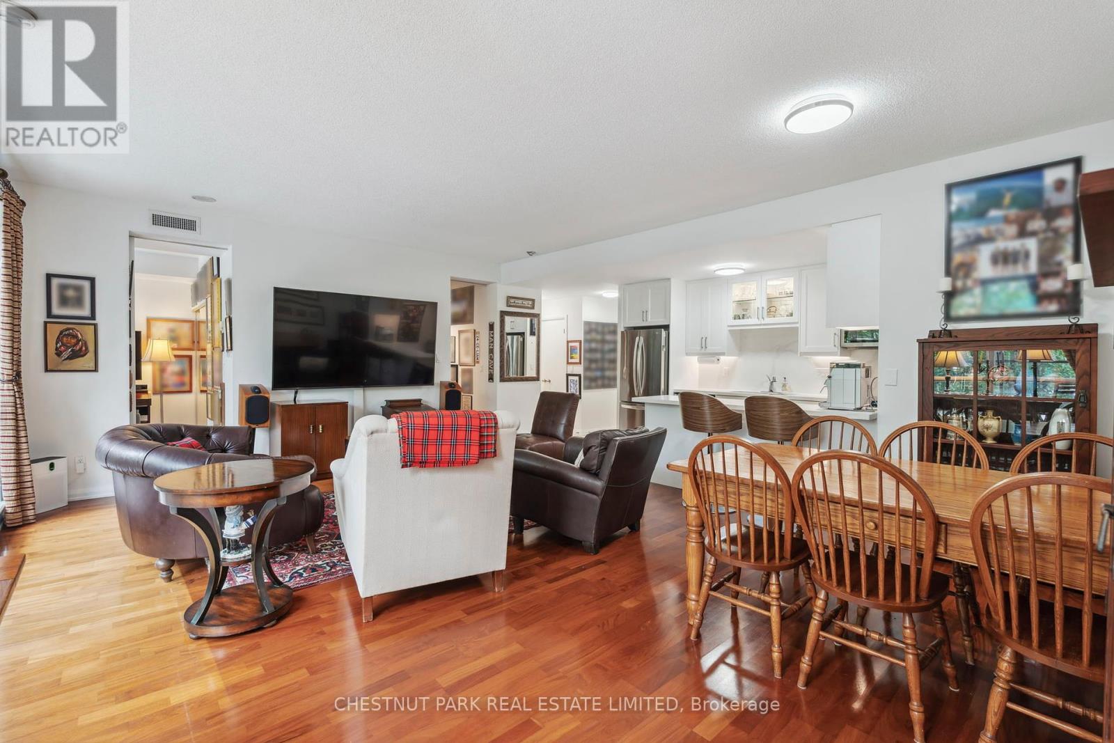 201 - 11 Soho Street, Toronto (Kensington-Chinatown), Ontario  M5T 3L7 - Photo 12 - C12215203