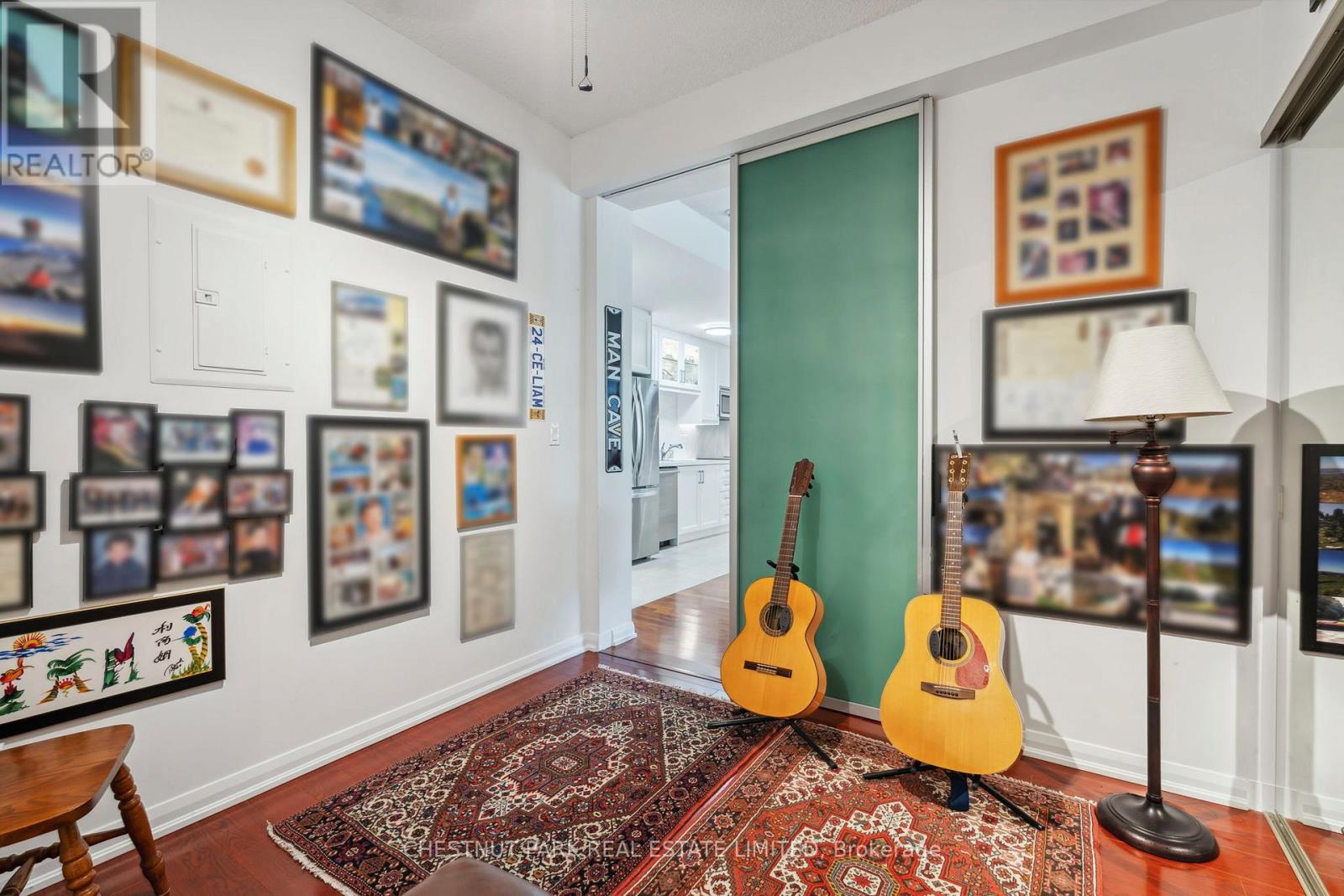 201 - 11 Soho Street, Toronto (Kensington-Chinatown), Ontario  M5T 3L7 - Photo 13 - C12215203