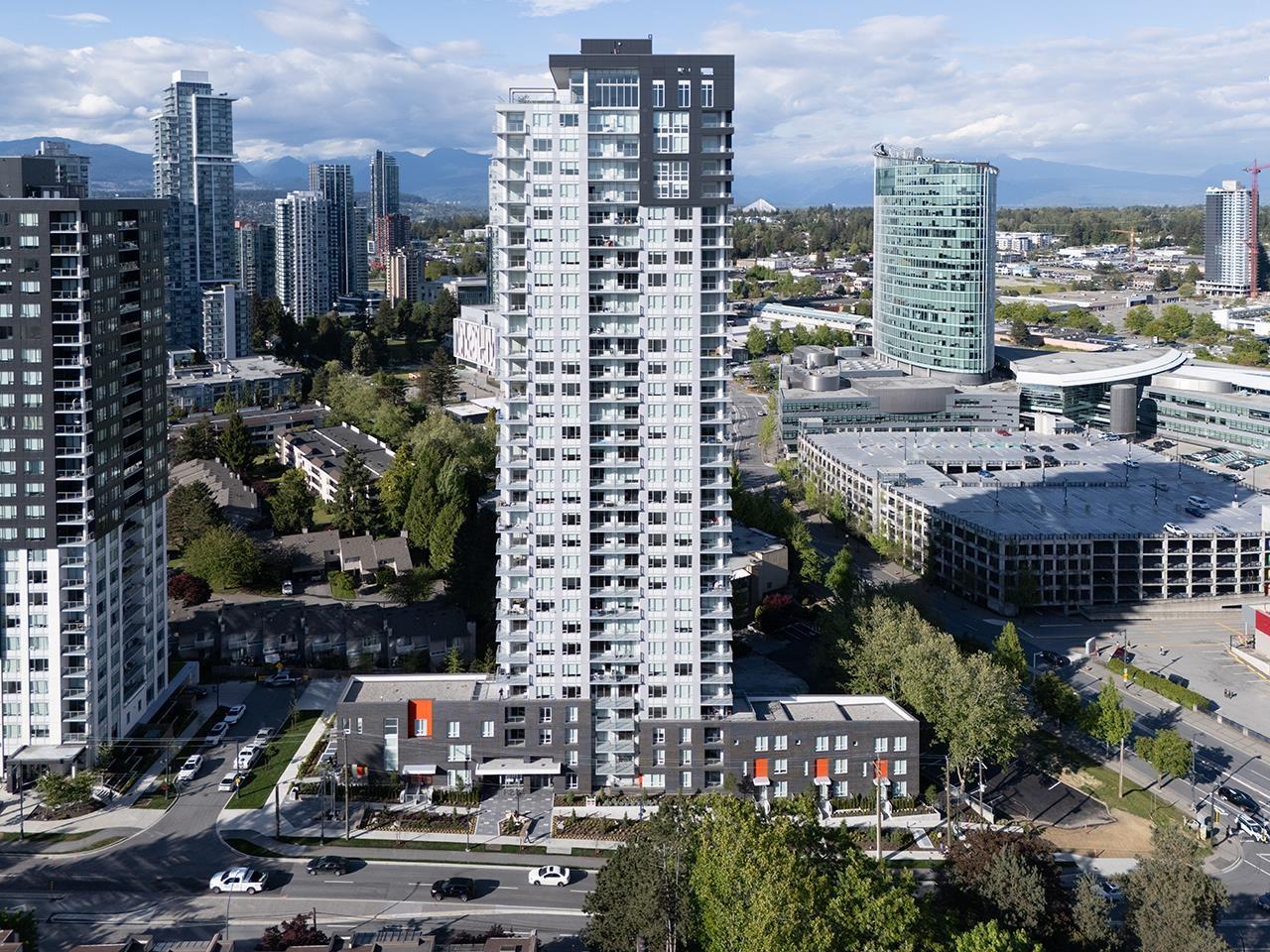 Th2 13387 Old Yale Road, Surrey, British Columbia  V3T 0V6 - Photo 2 - R3014863