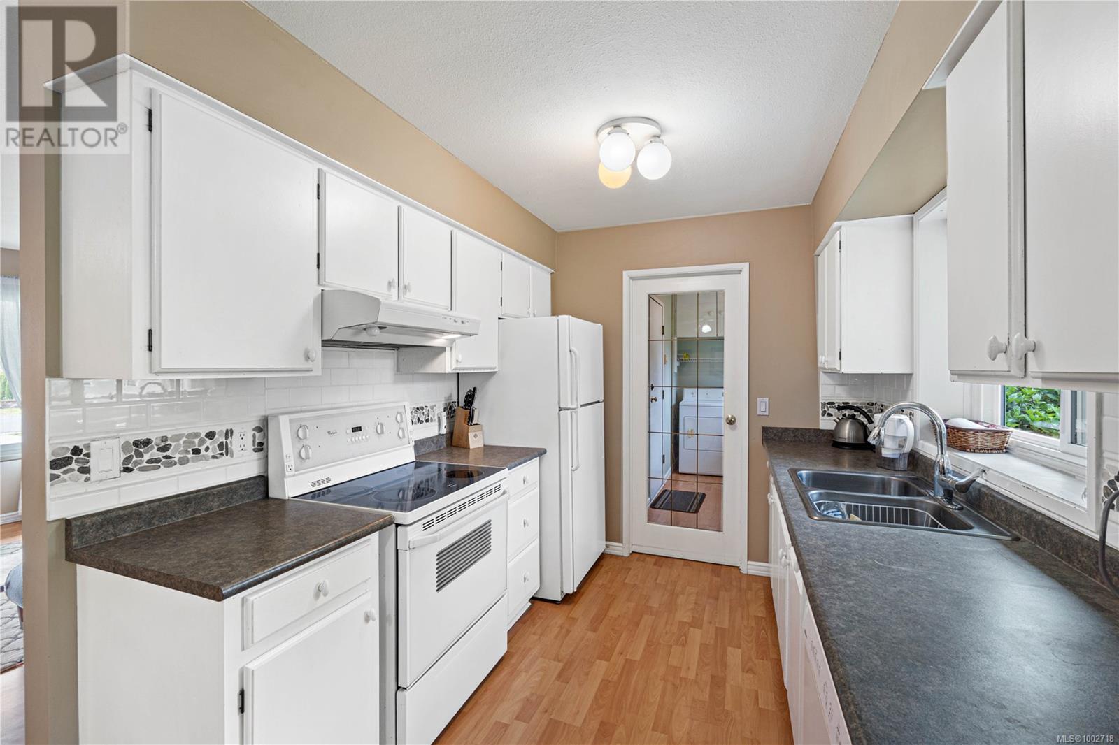377 Allwood Rd, Parksville, British Columbia  V9P 1C4 - Photo 12 - 1002718