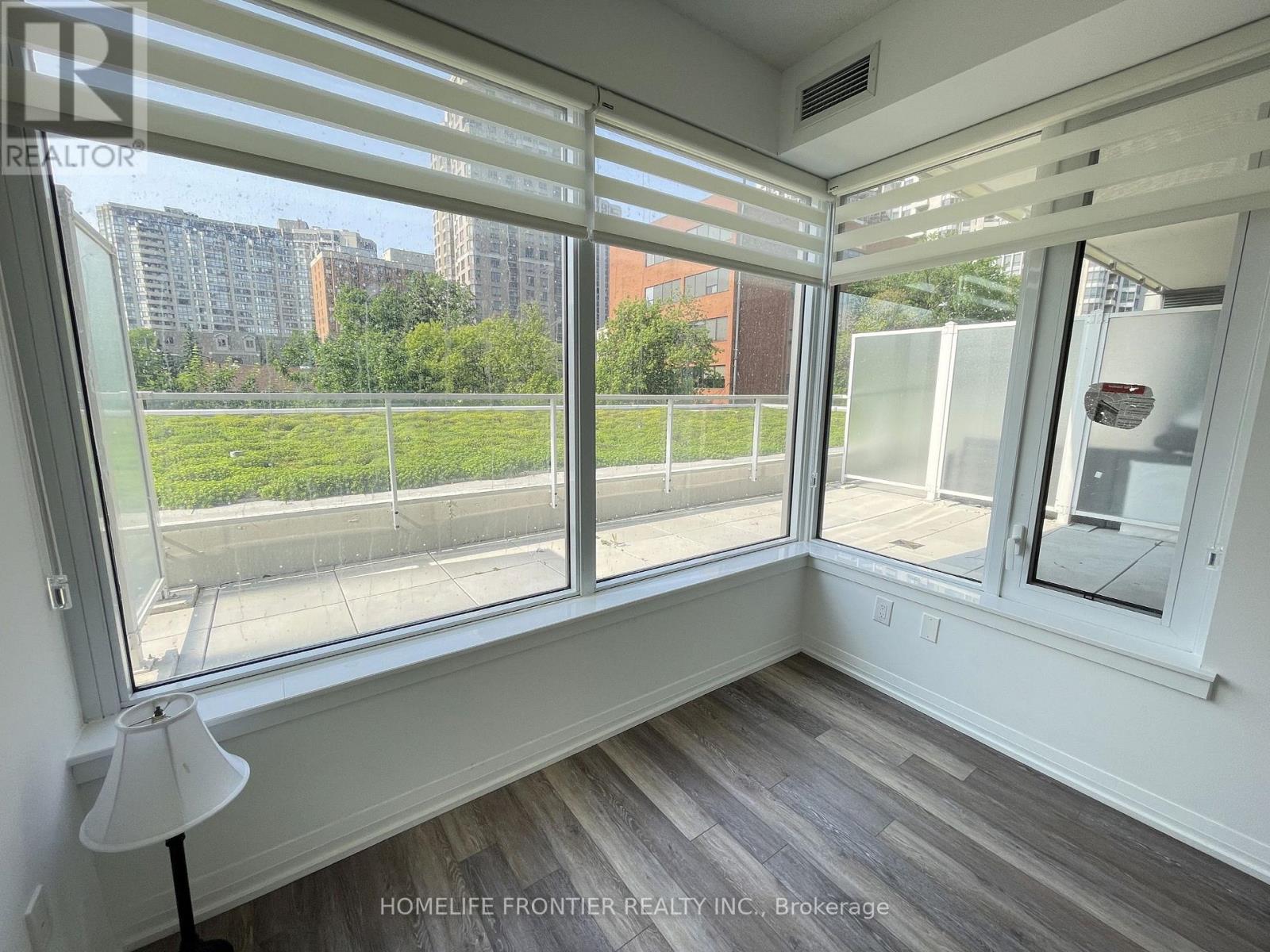 312 - 75 Canterbury Place, Toronto (Willowdale West), Ontario  M2N 0L2 - Photo 8 - C12206606