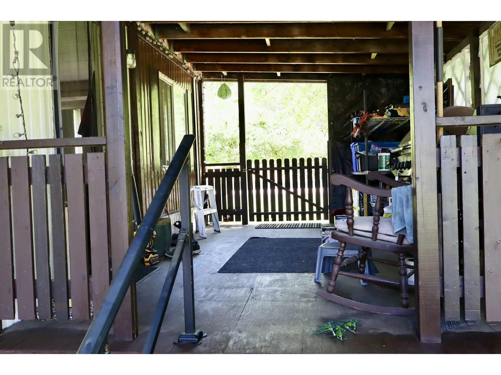 1916 Brilliant Road, Castlegar, British Columbia  V1N 4K2 - Photo 12 - 10335726