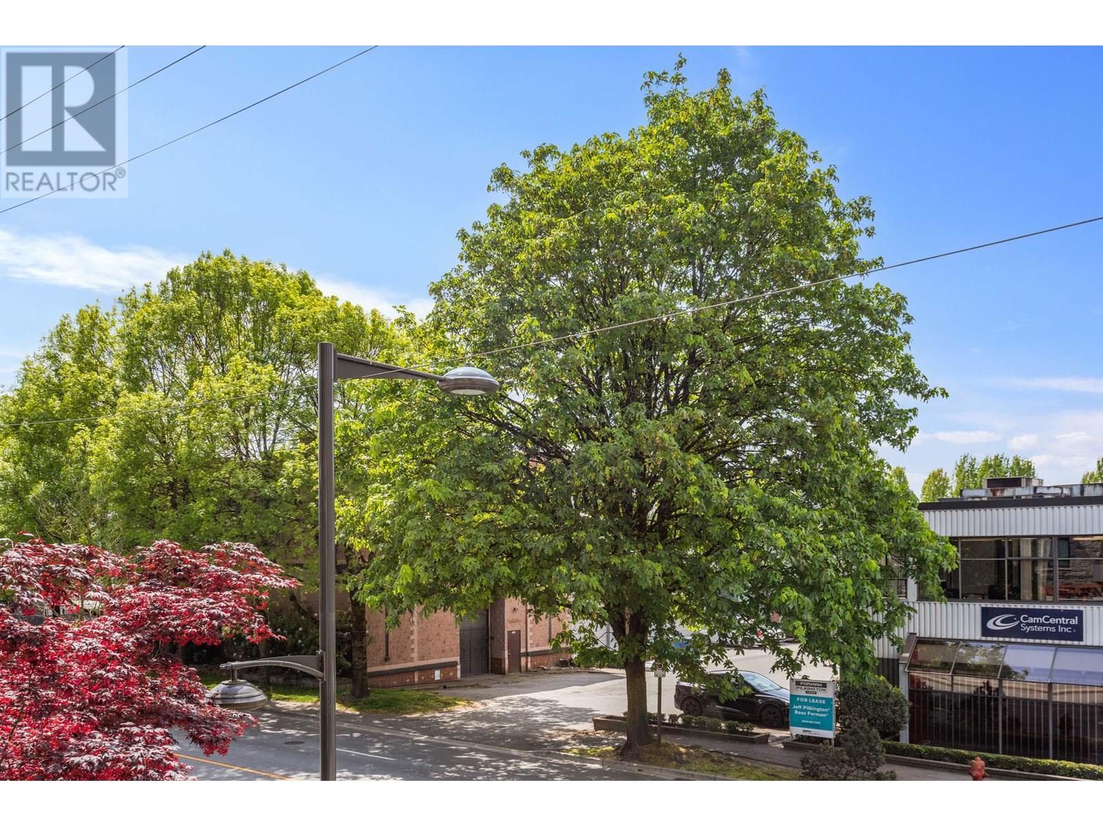 208 1519 Crown Street, North Vancouver, British Columbia  V7J 1G6 - Photo 23 - R3004231