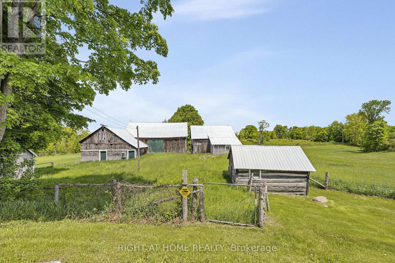 2720 Bell Line Road N, Frontenac (Frontenac Centre), Ontario  K0H 2P0 - Photo 33 - X12217115