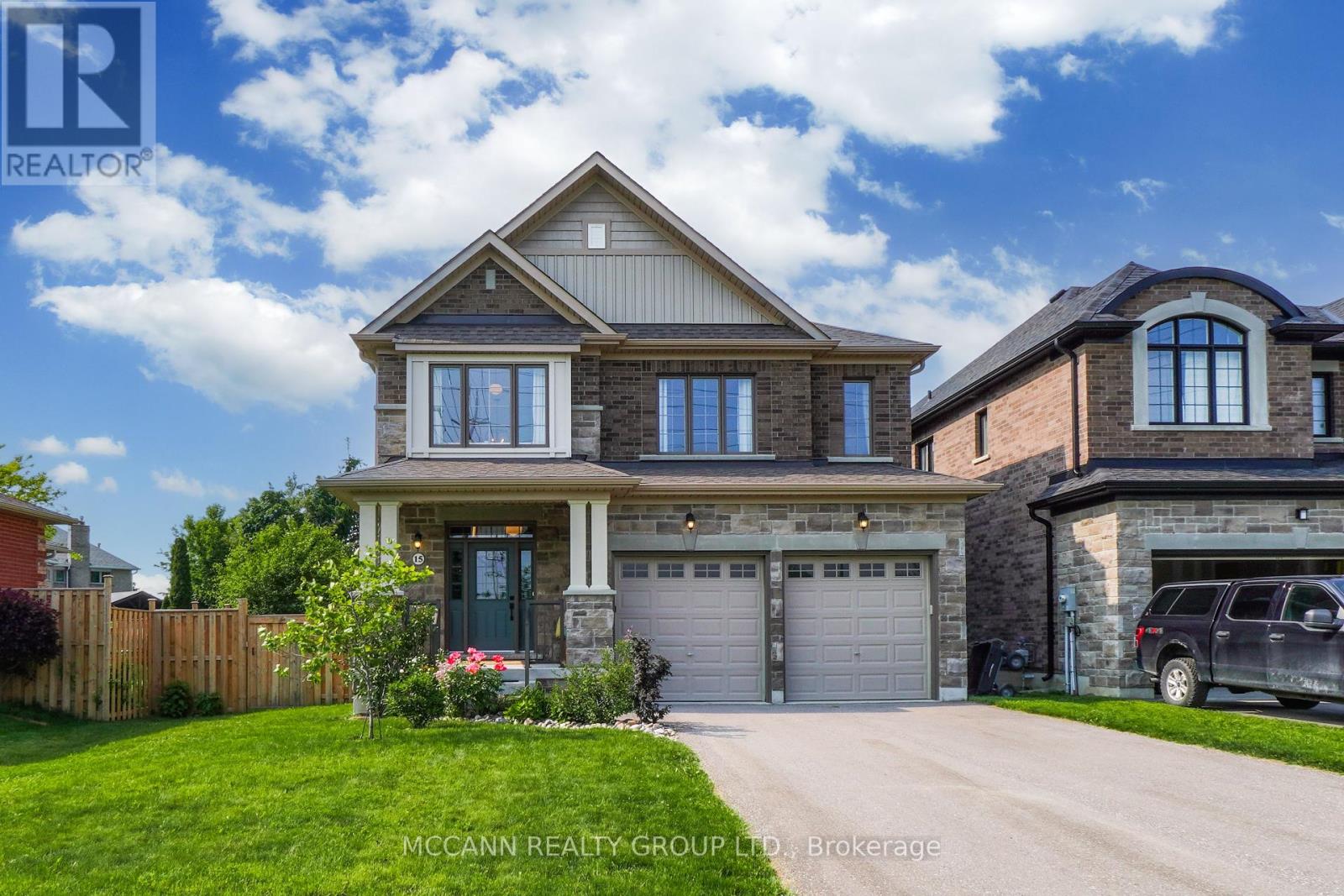 15 LOW BOULEVARD, Uxbridge, Ontario