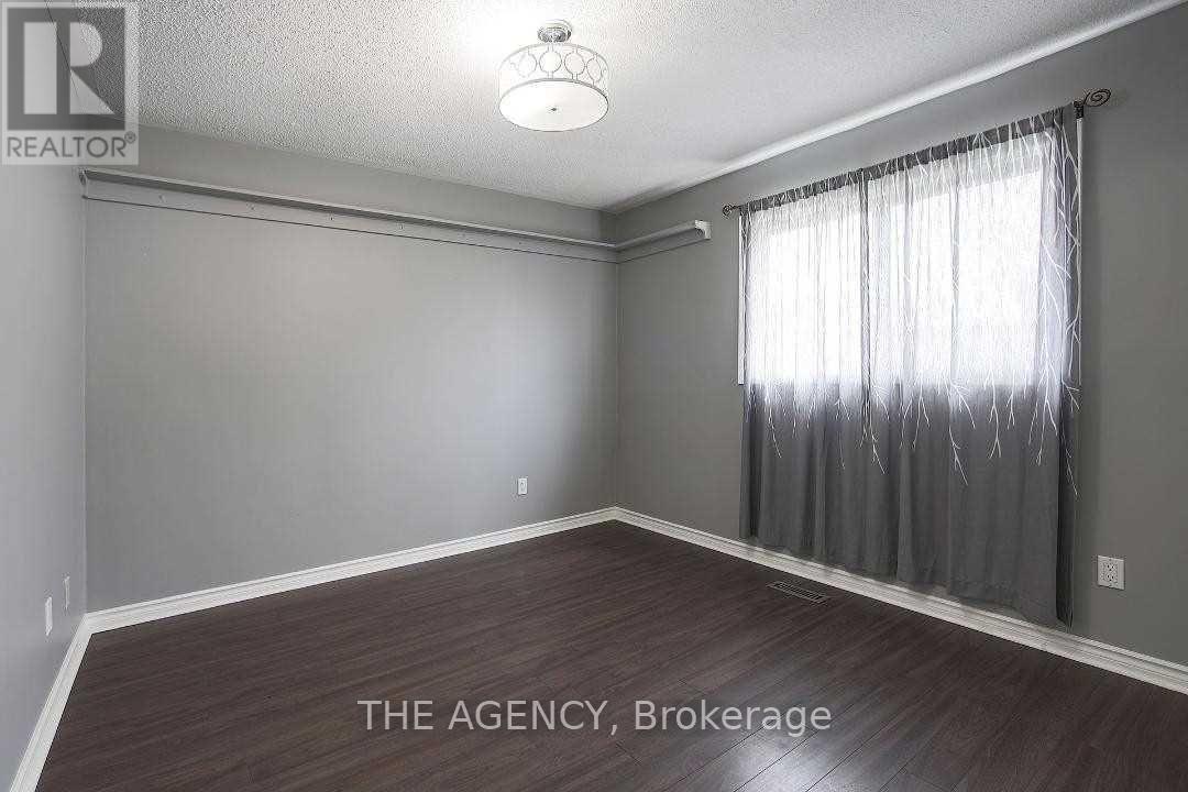 31 Brunton Place, Newmarket, Ontario  L3Y 6B5 - Photo 24 - N12216941