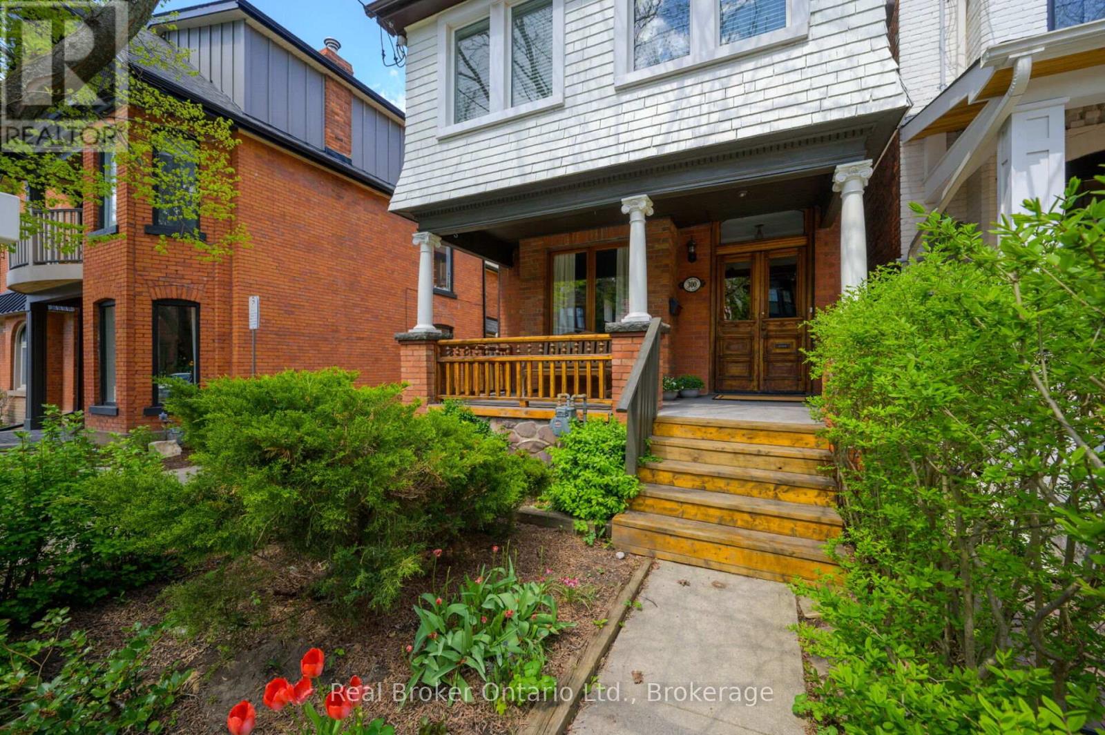 300 Charlton Avenue W, Hamilton, Ontario  L8P 2E5 - Photo 5 - X12217131
