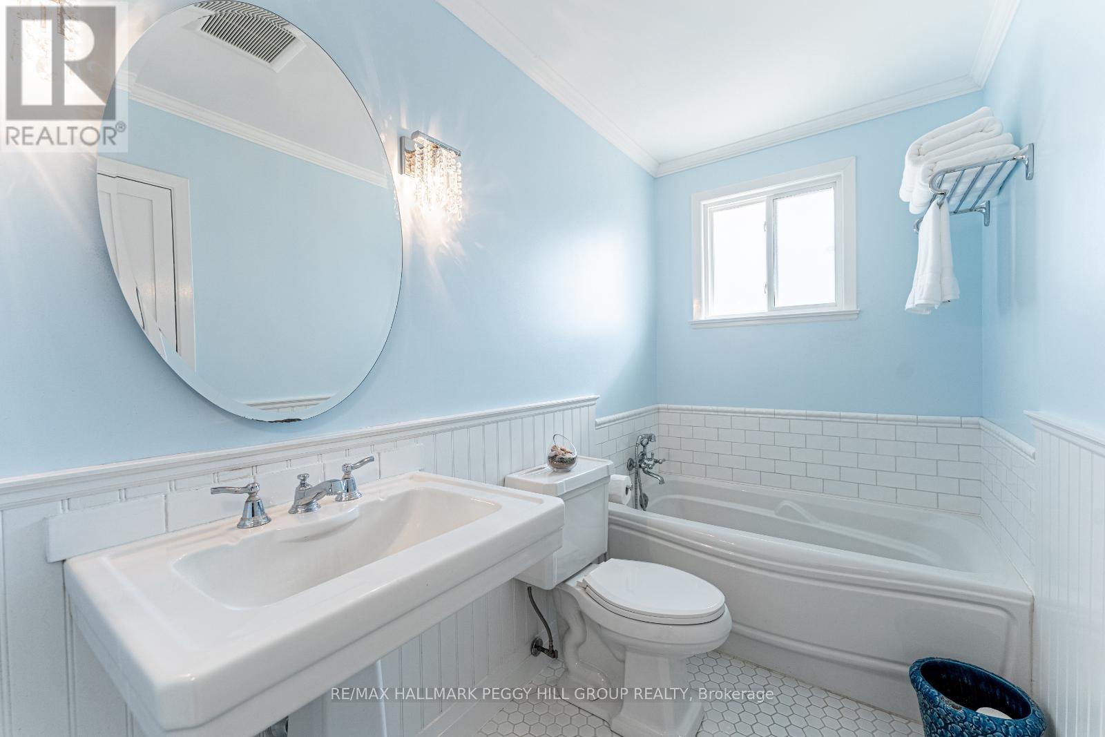 45 Shoreview Drive, Barrie, Ontario  L4M 1G2 - Photo 11 - S12216953