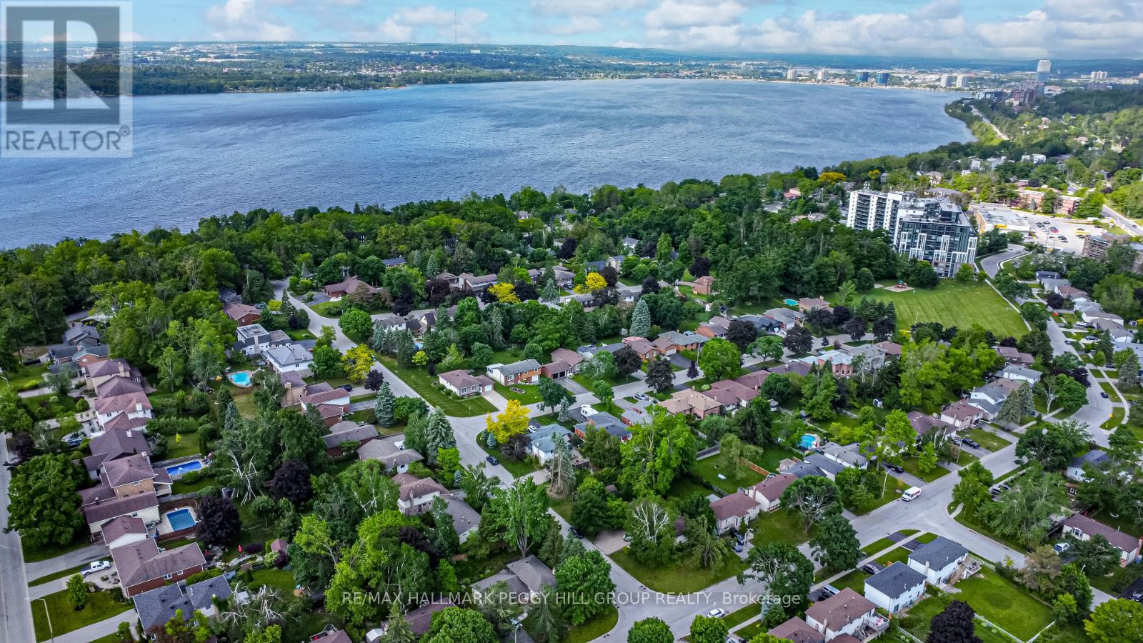 45 Shoreview Drive, Barrie, Ontario  L4M 1G2 - Photo 2 - S12216953