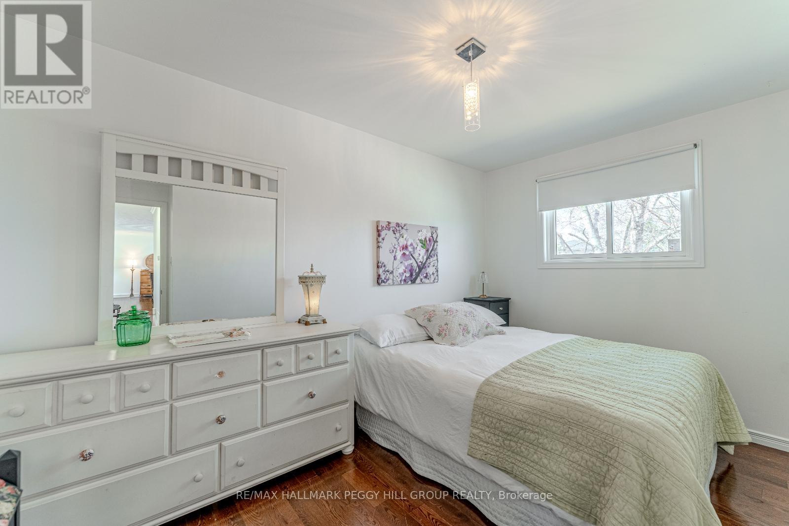 45 Shoreview Drive, Barrie, Ontario  L4M 1G2 - Photo 9 - S12216953