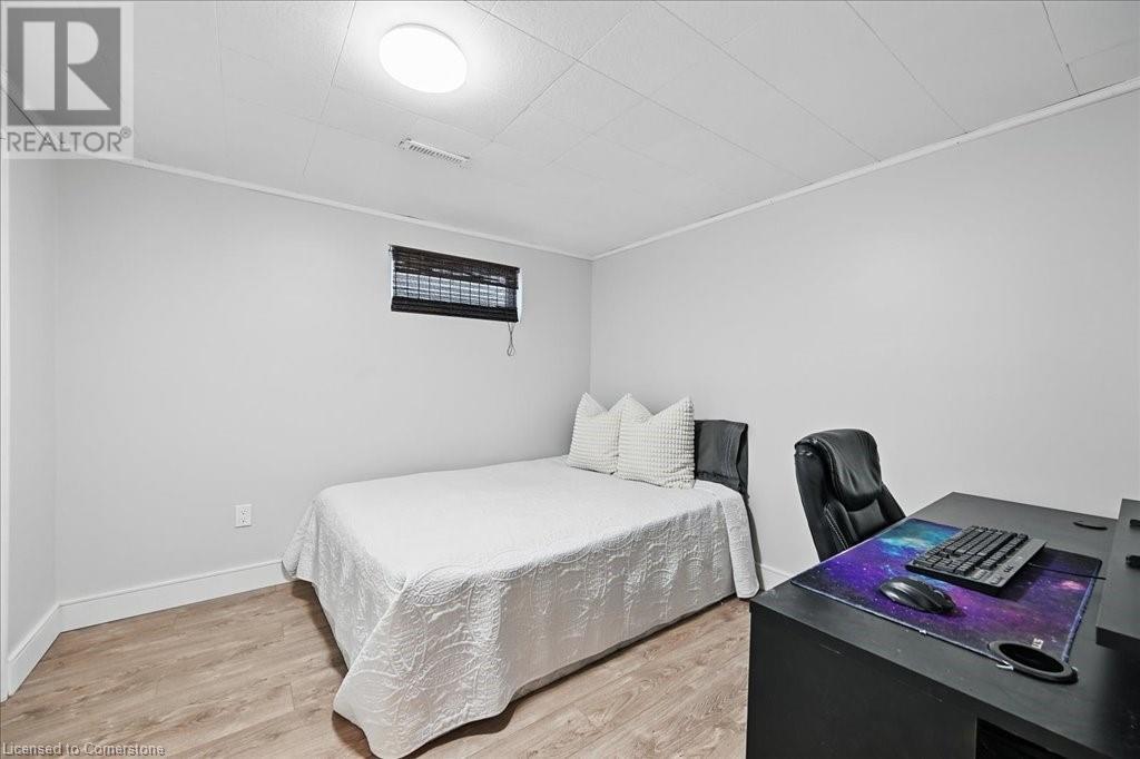 747 Mullin Way, Burlington, Ontario  L7L 4J8 - Photo 31 - 40740805