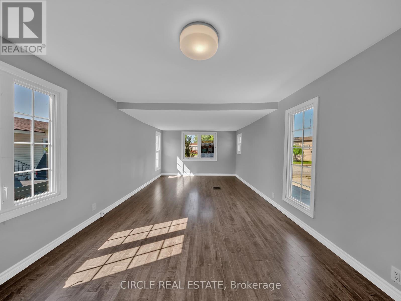 5 Maple Drive, Essex, Ontario  N0R 1J0 - Photo 17 - X12216403