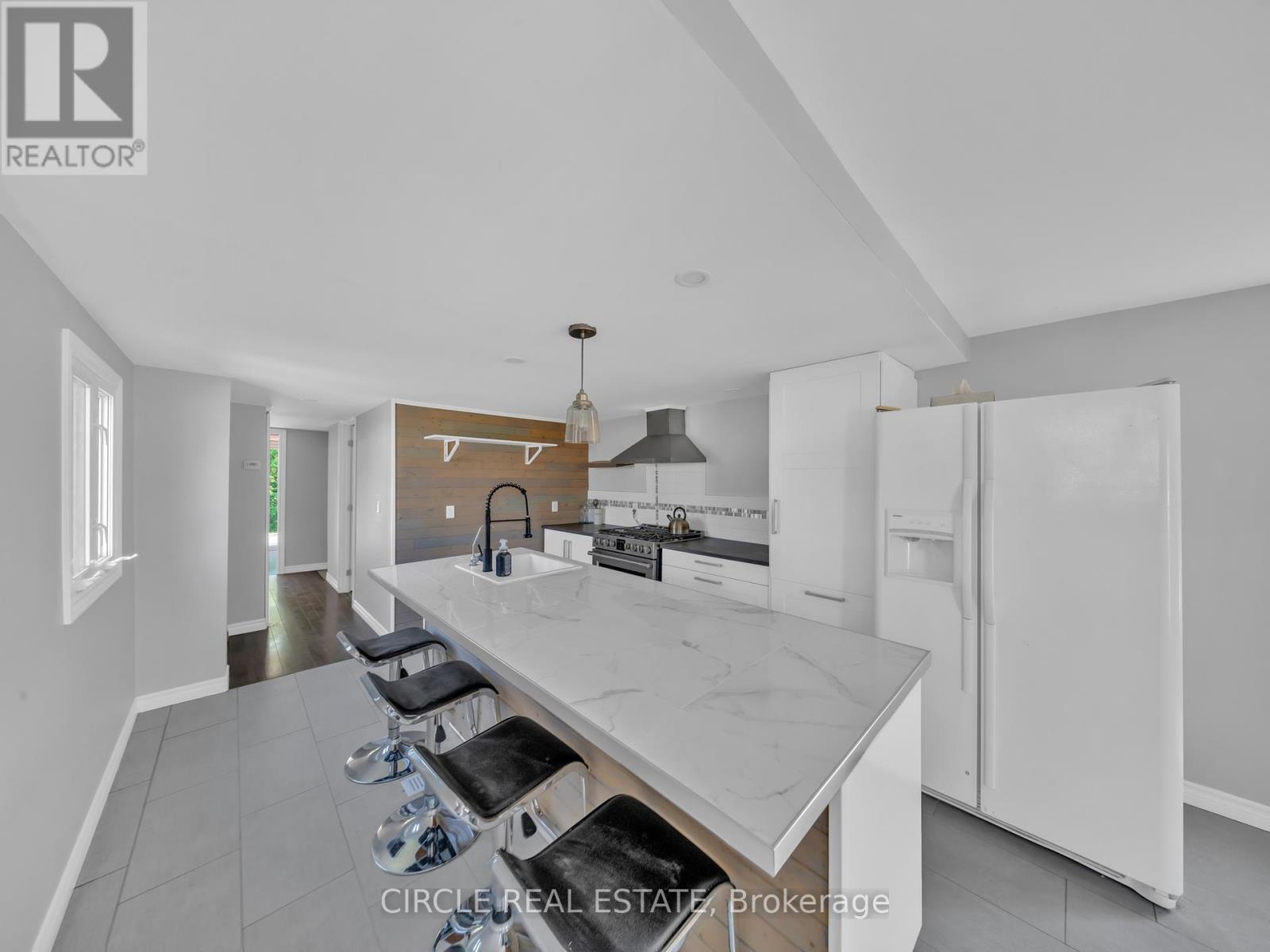 5 Maple Drive, Essex, Ontario  N0R 1J0 - Photo 34 - X12216403