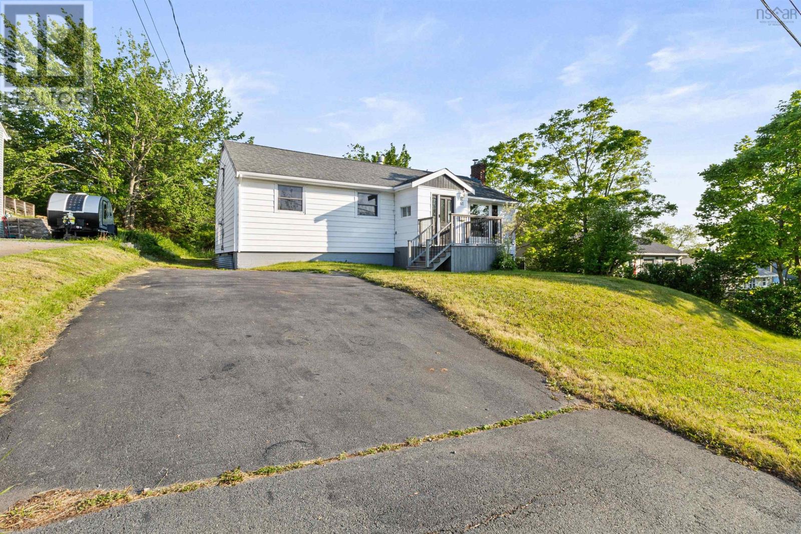 61 Belle Vista Drive, Dartmouth, Nova Scotia  B2W 2X4 - Photo 2 - 202514447