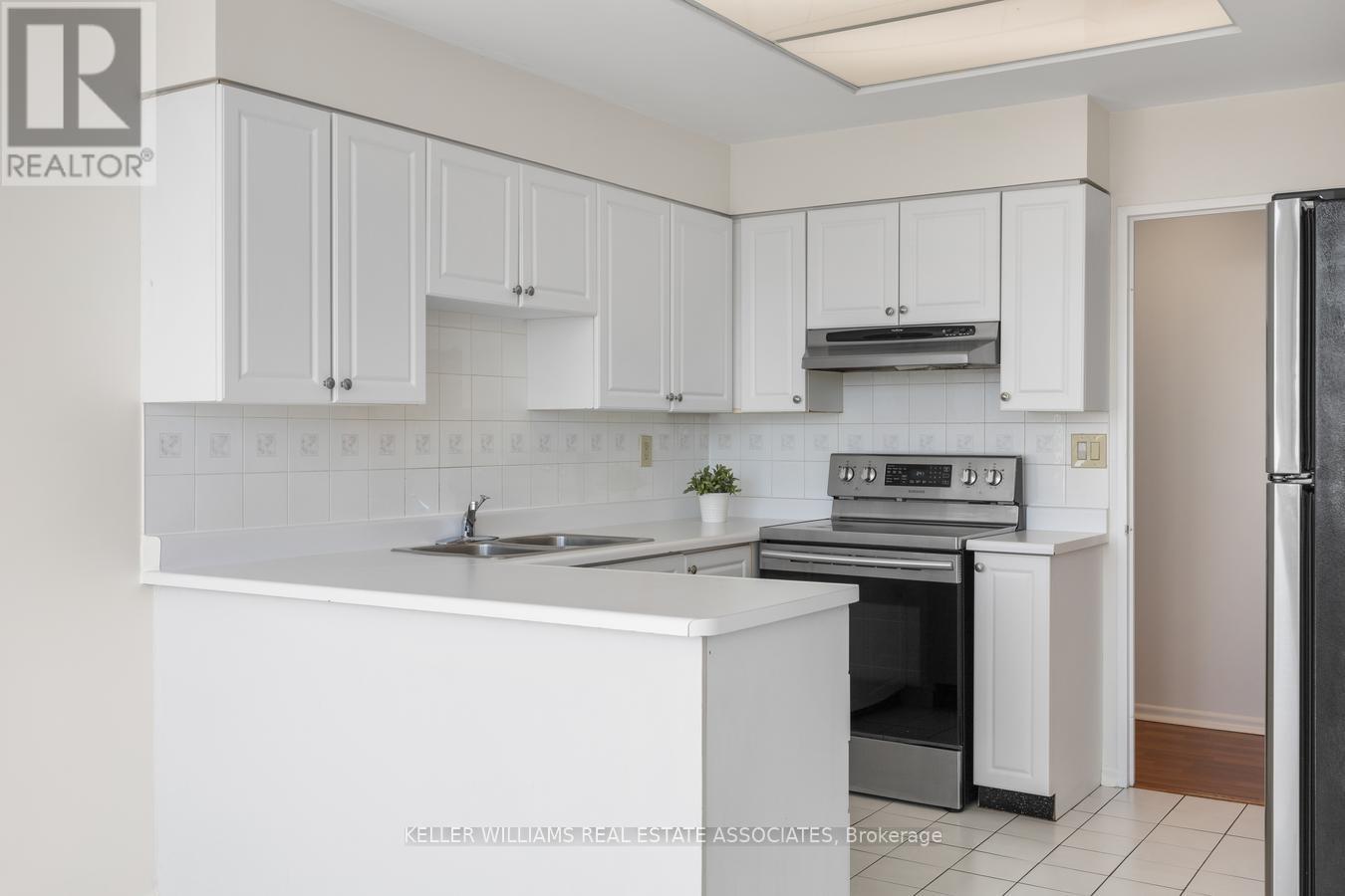 Ph4 - 4450 Tucana Court, Mississauga, Ontario  L5R 3R4 - Photo 16 - W12216913