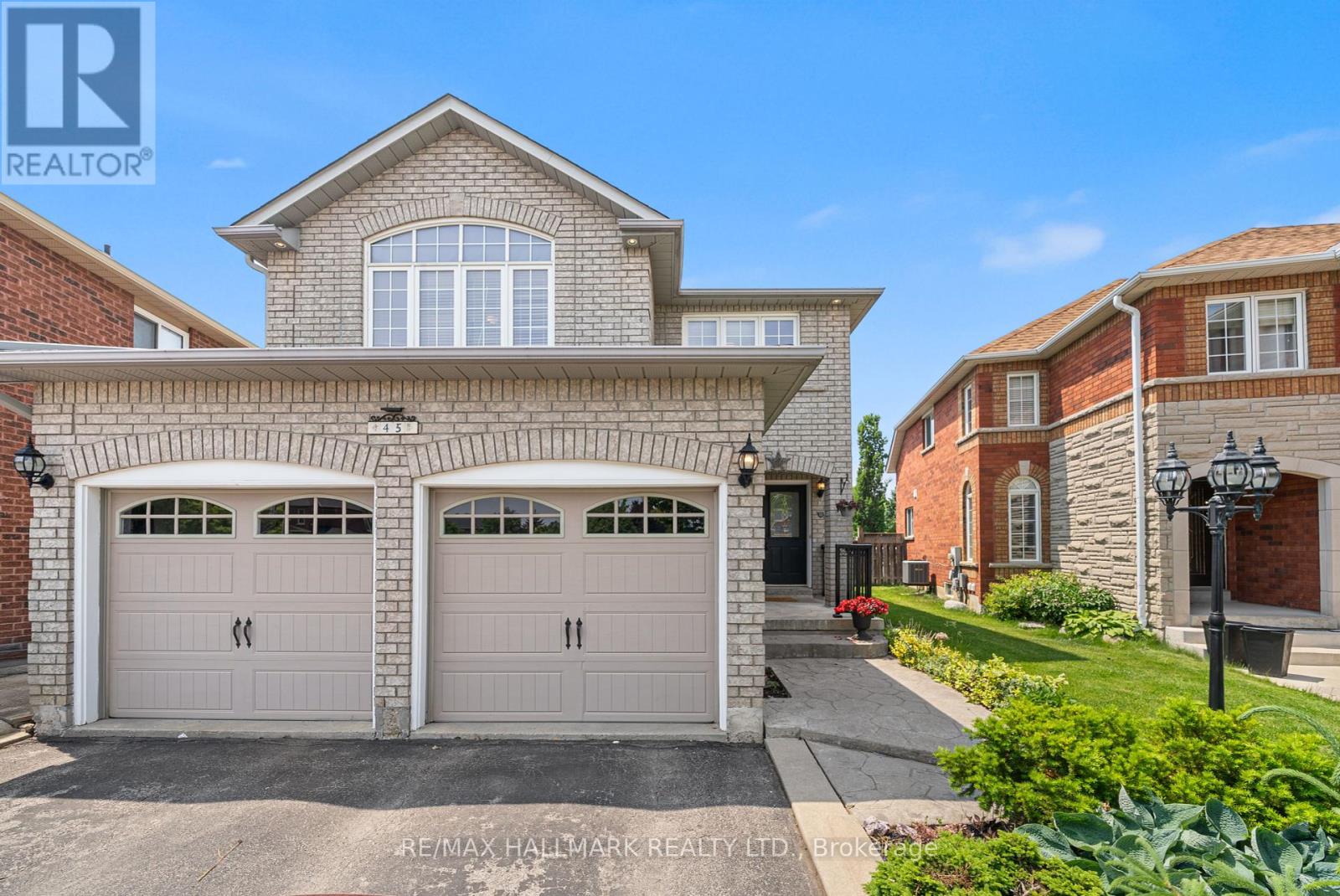 45 Terrastone Court, Caledon, Ontario  L7E 2G7 - Photo 2 - W12216955