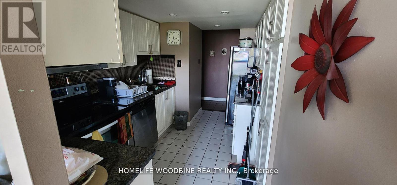 1002 - 600 Rexdale Boulevard, Toronto, Ontario  M9W 6T4 - Photo 8 - W12216996