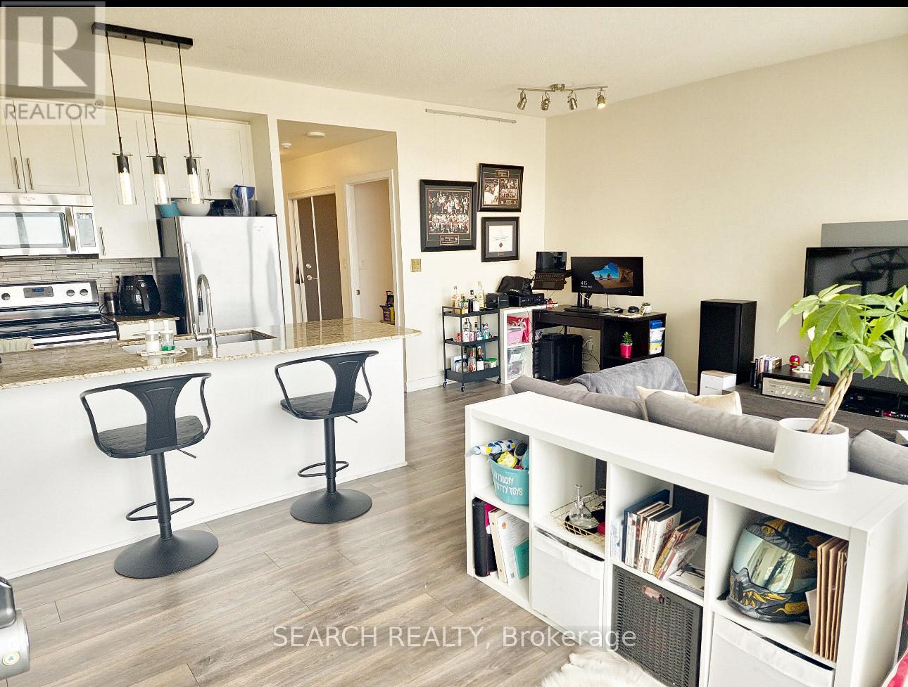 3501 - 4099 Brickstone Mews, Mississauga, Ontario  L5B 0G2 - Photo 8 - W12217013