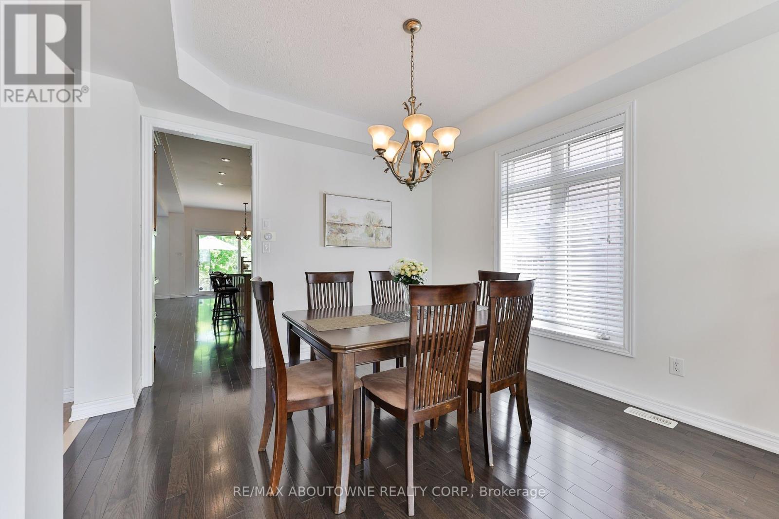 317 Nautical Boulevard, Oakville, Ontario  L6L 0C1 - Photo 10 - W12217022